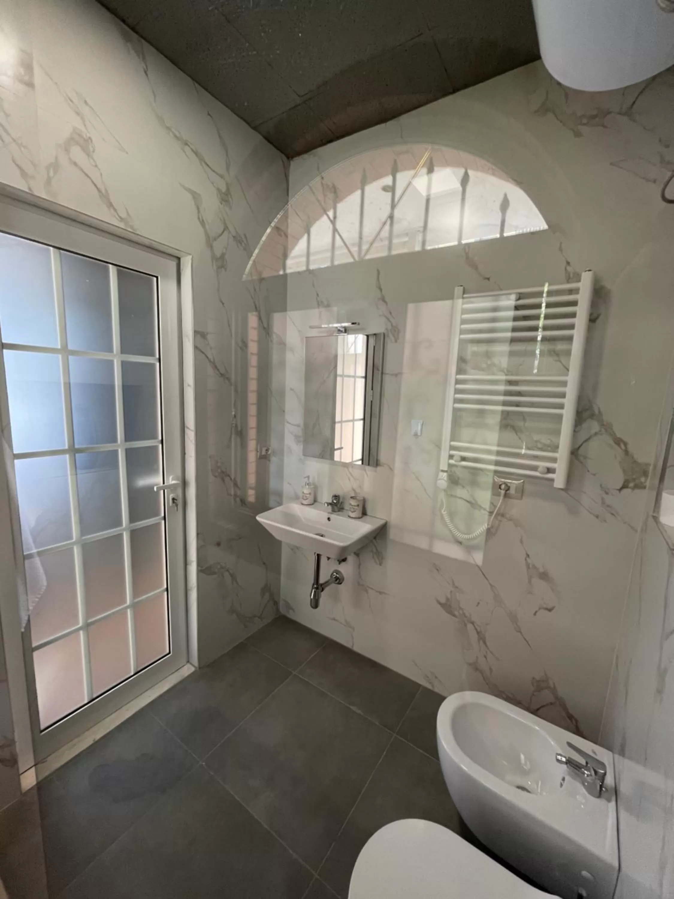 Shower in HOTEL VILA 15 - CENTER