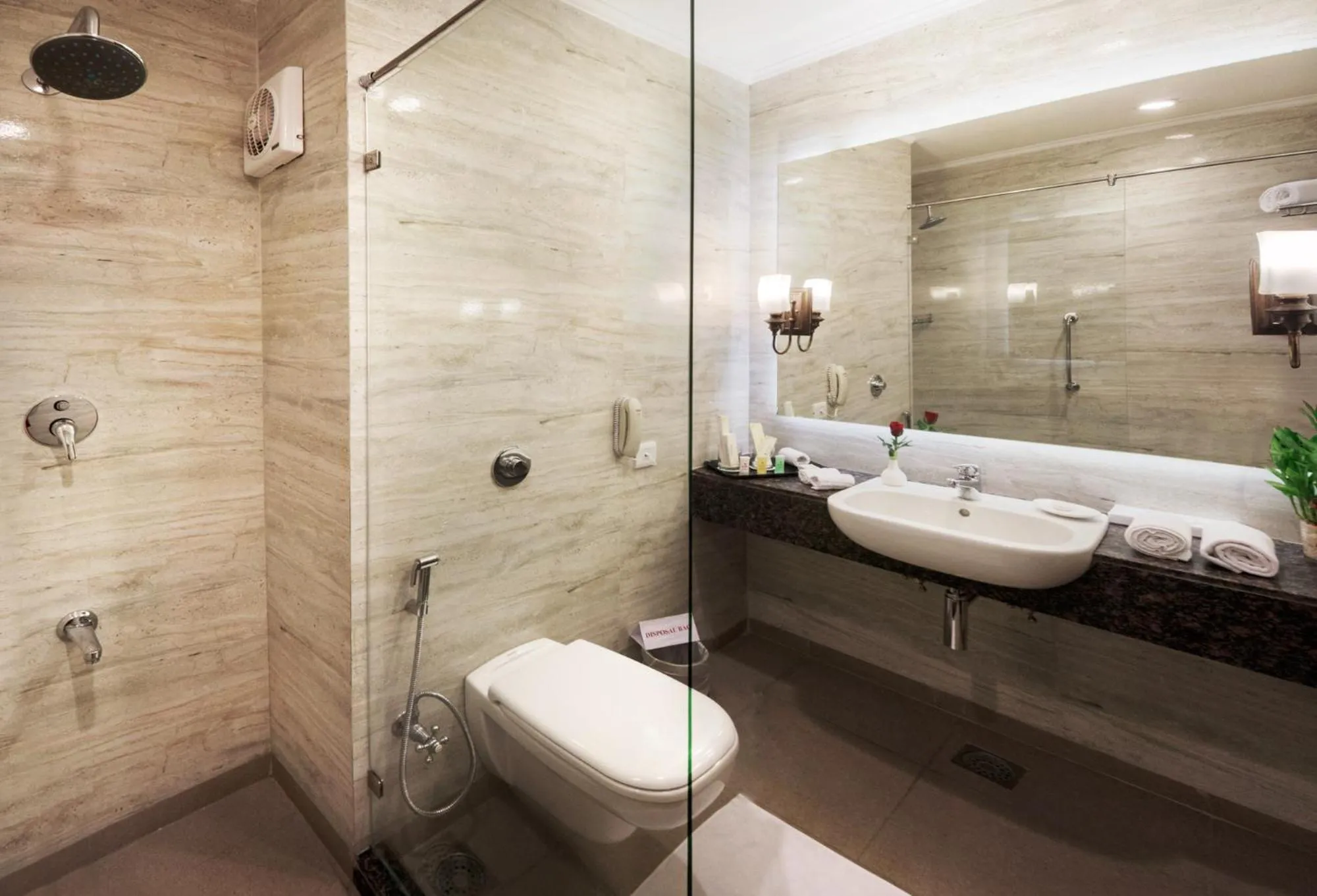 Shower in KK Royal Hotel & Convention Centre