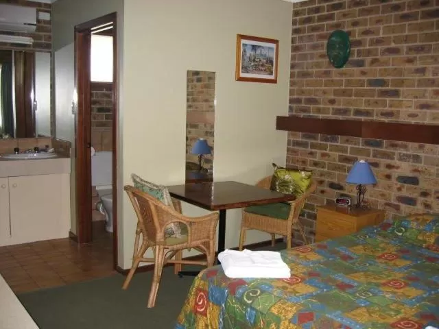 Dining area in Gisborne Motel