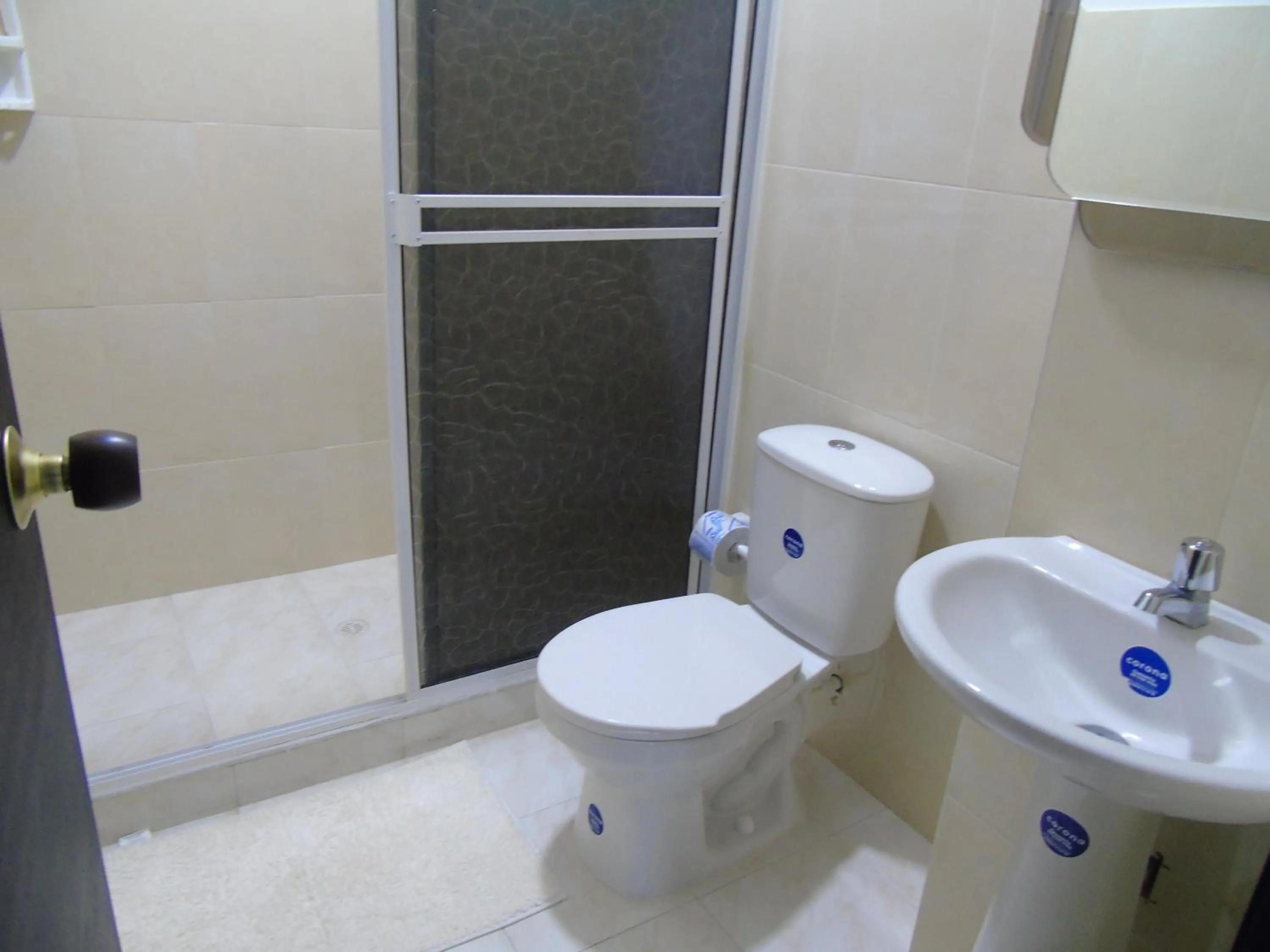 Bathroom in Blue Emerald Inn