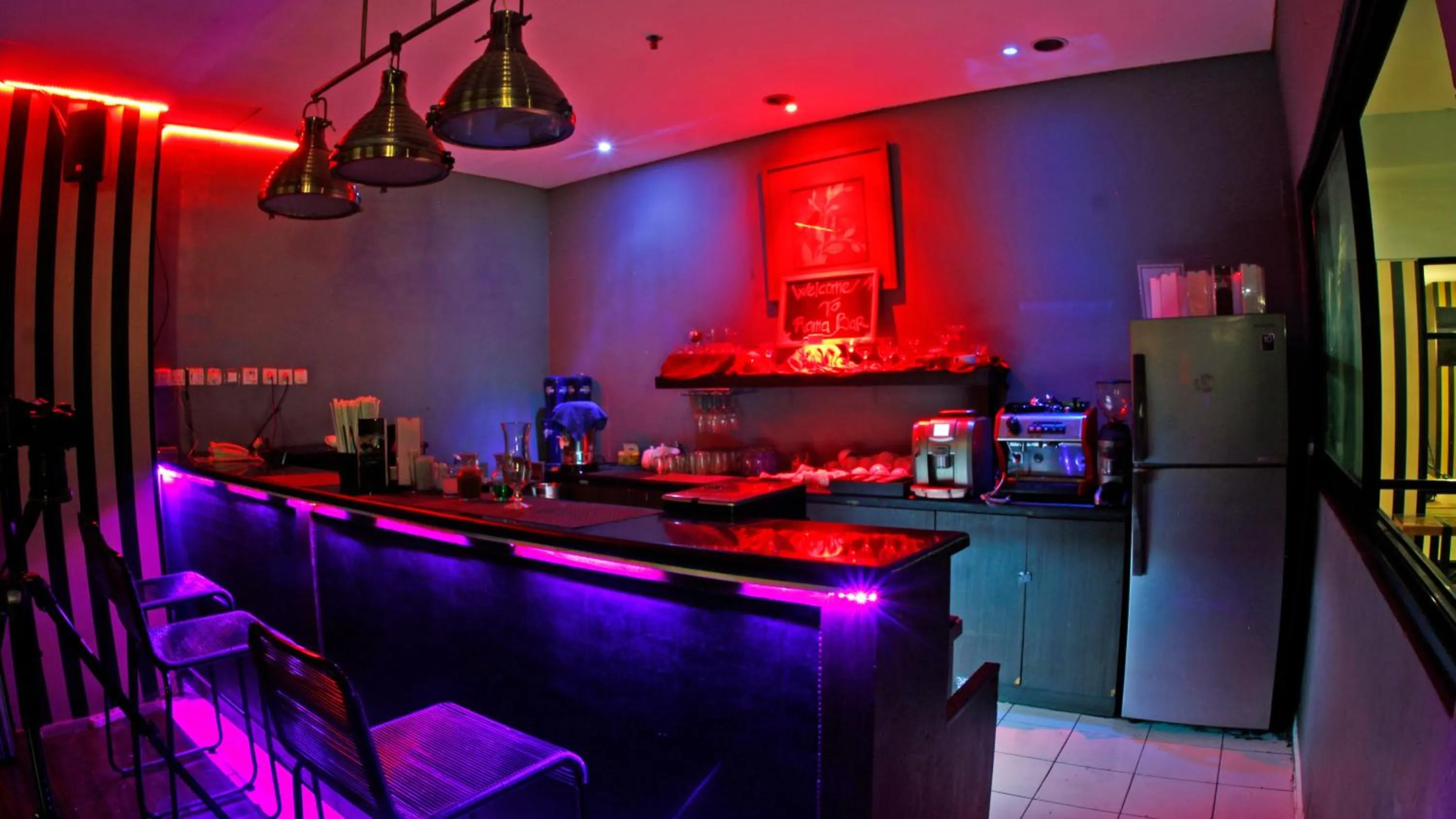 Lounge or bar in Amaroossa Cosmo Jakarta