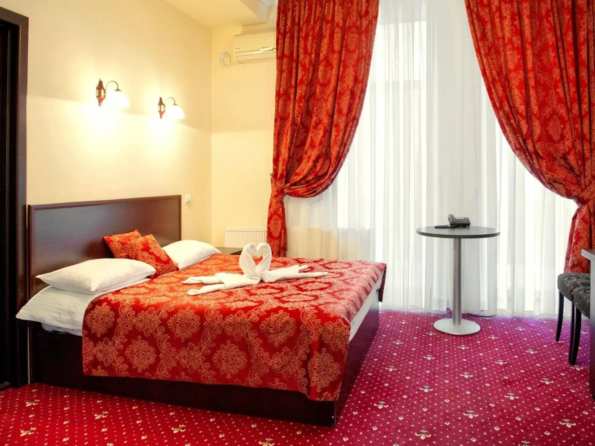 Presidential Suite in Manhattan Hotel & Restaurant Presidential Suite in Manhattan Hotel & Restaurant