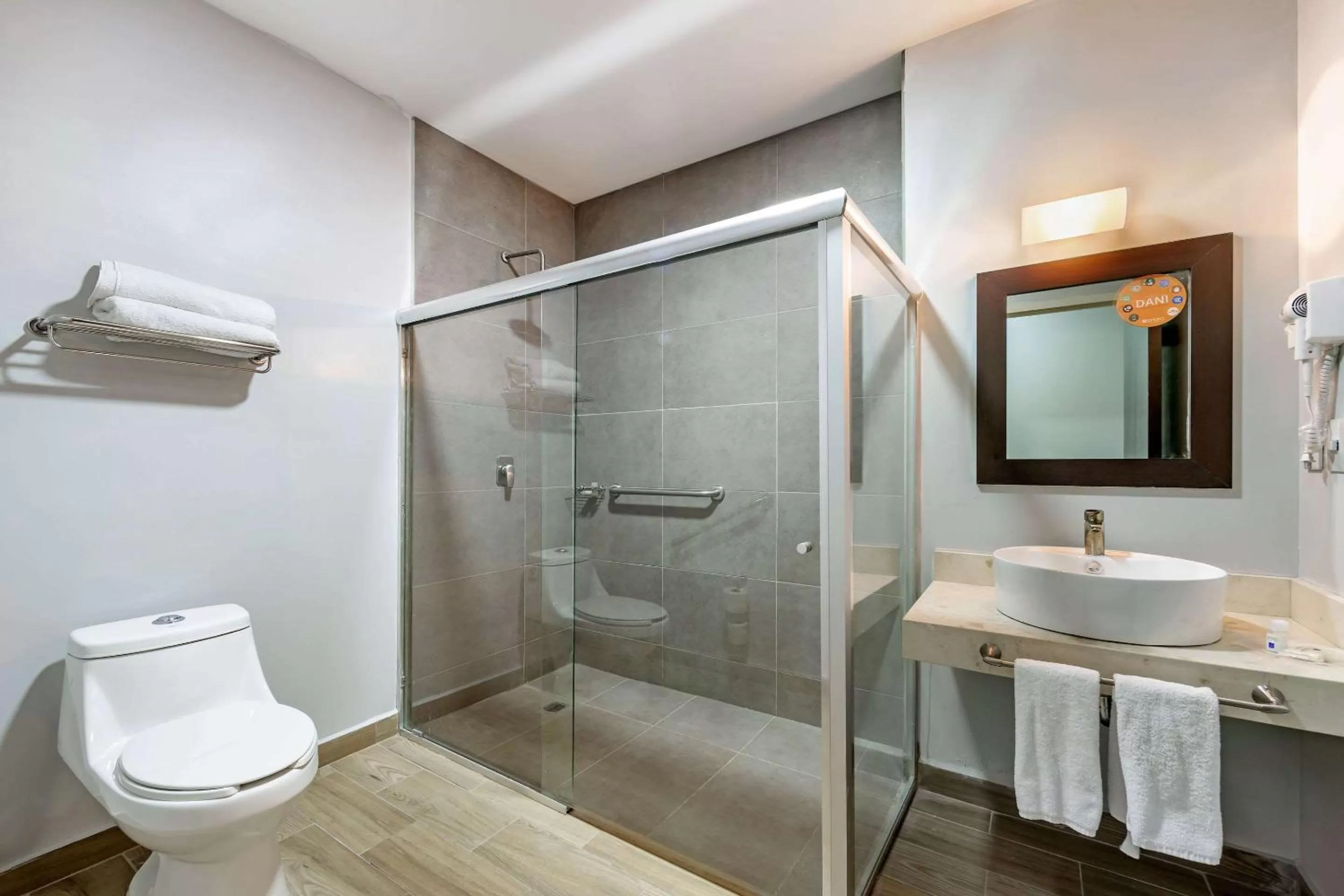 Toilet in Sleep Inn Mexicali