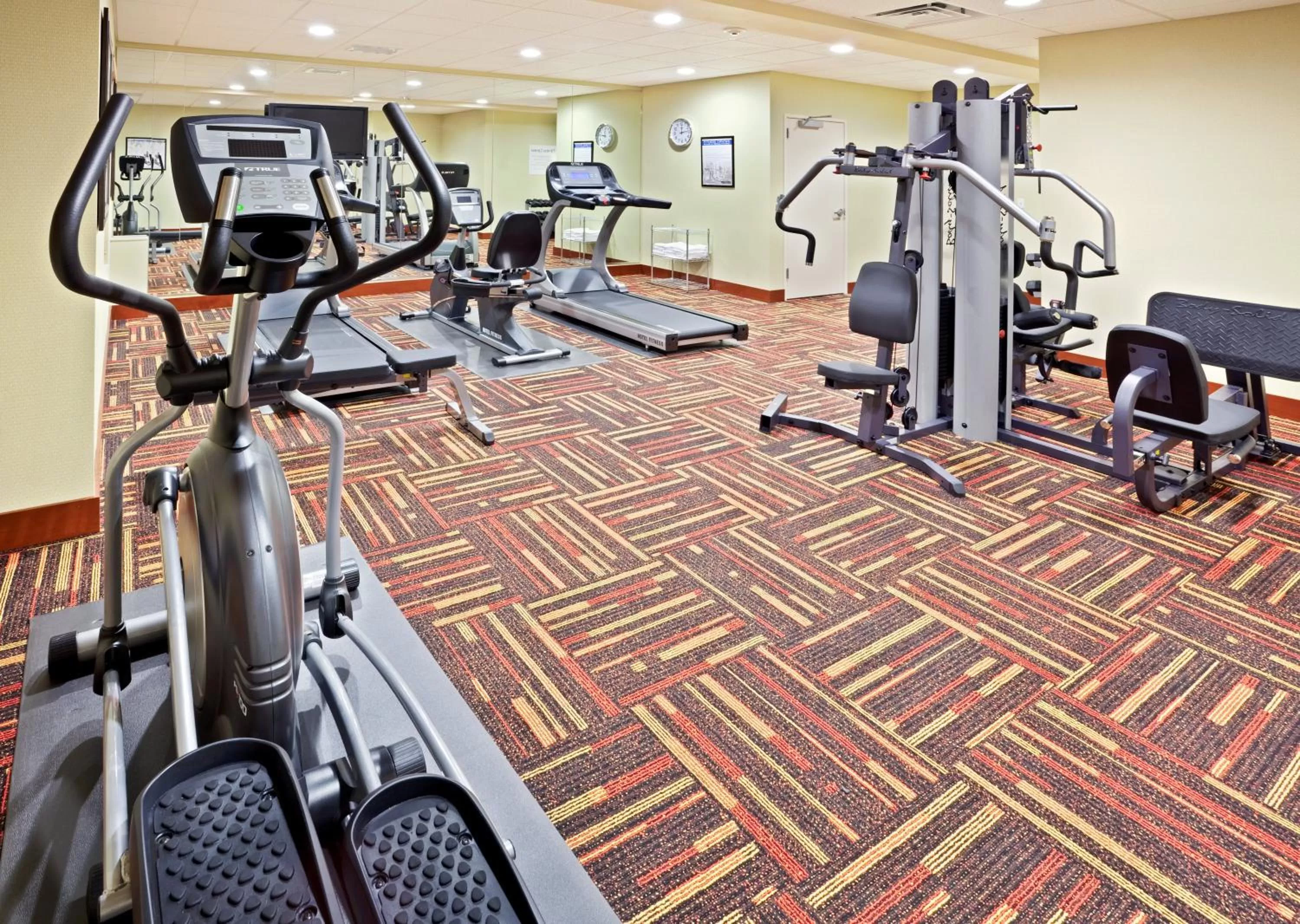 Fitness centre/facilities in Holiday Inn Express Hotel & Suites Chehalis - Centralia by IHG