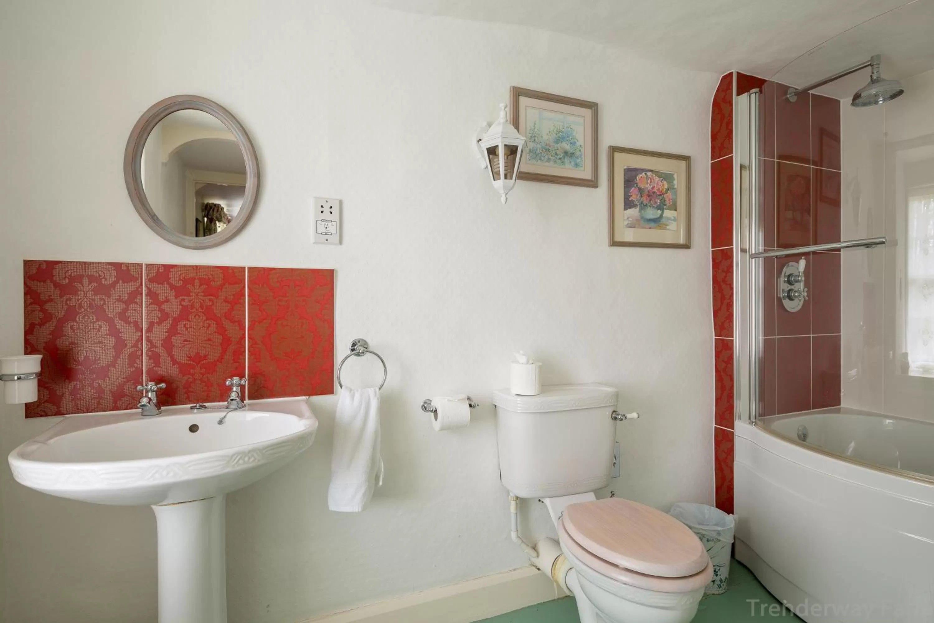 Shower, Bathroom in Trenderway Farm