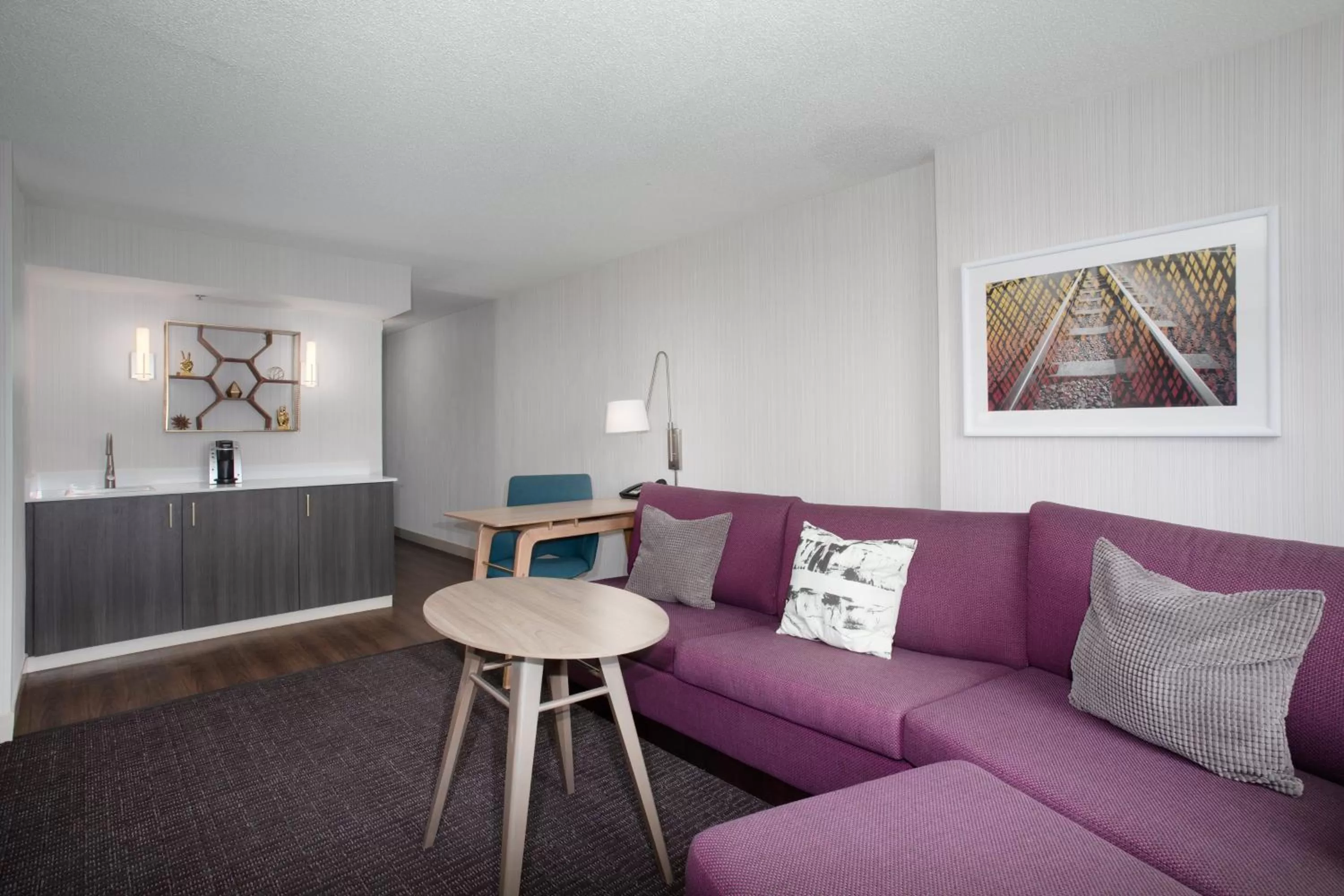 Photo of the whole room in Crowne Plaza Kansas City Downtown by IHG