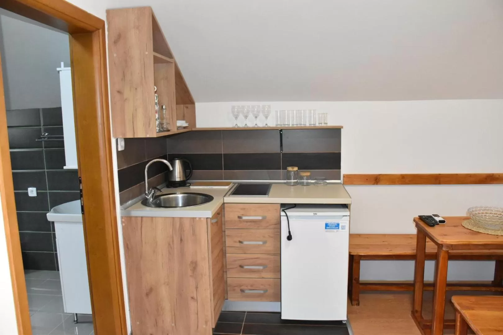 OSTROG Aparthotel KOLIBA-VLASTNIŠTVO MANASTIRA OSTROG