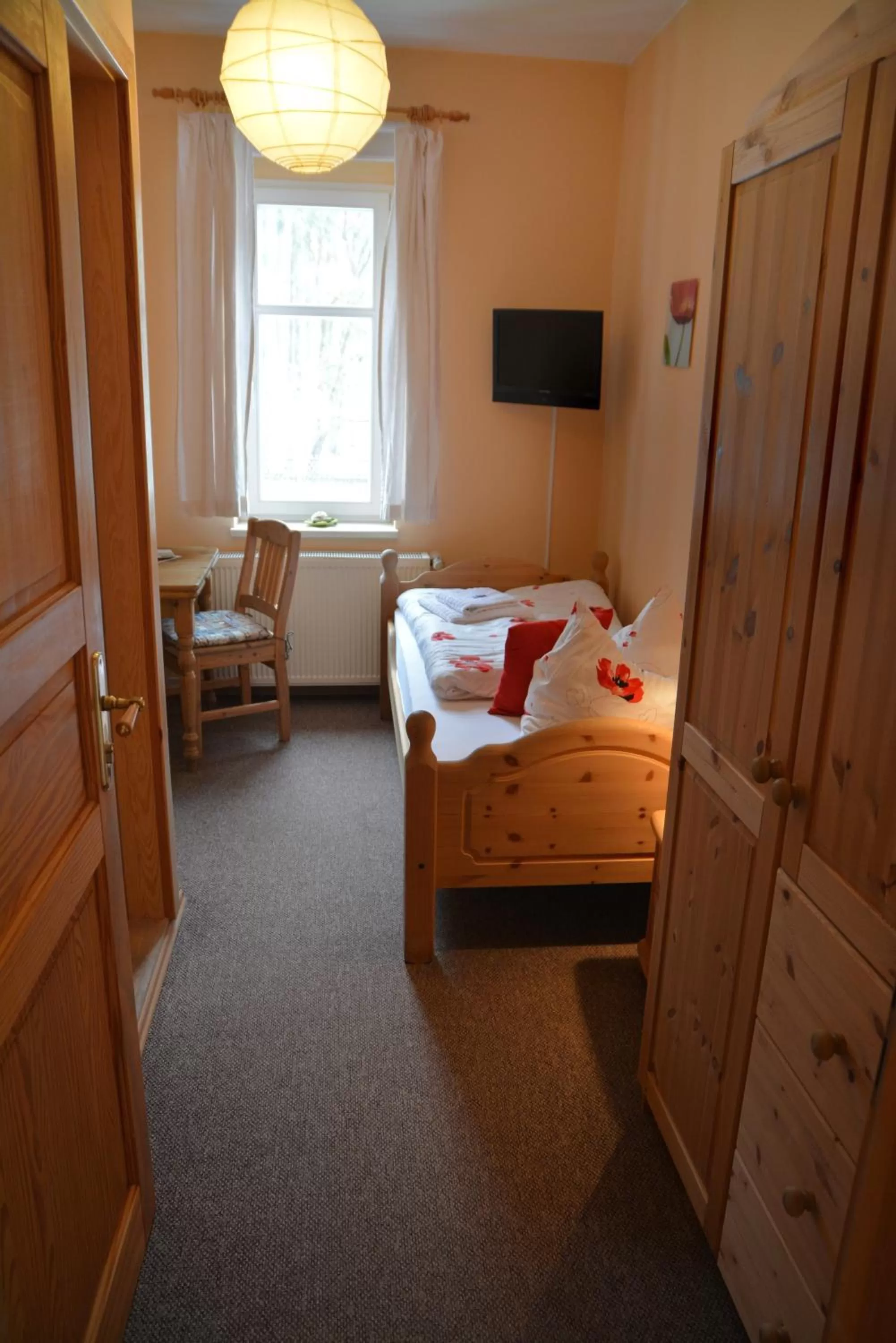 Bedroom, Bed in Landgasthof Alter Bahnhof