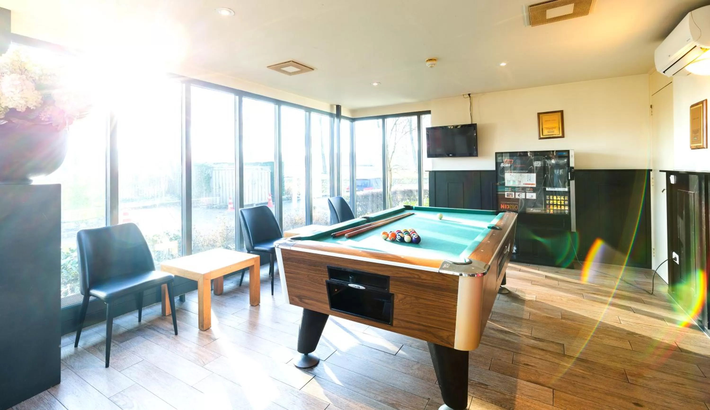 Billiard in Bastion Hotel Schiphol Hoofddorp