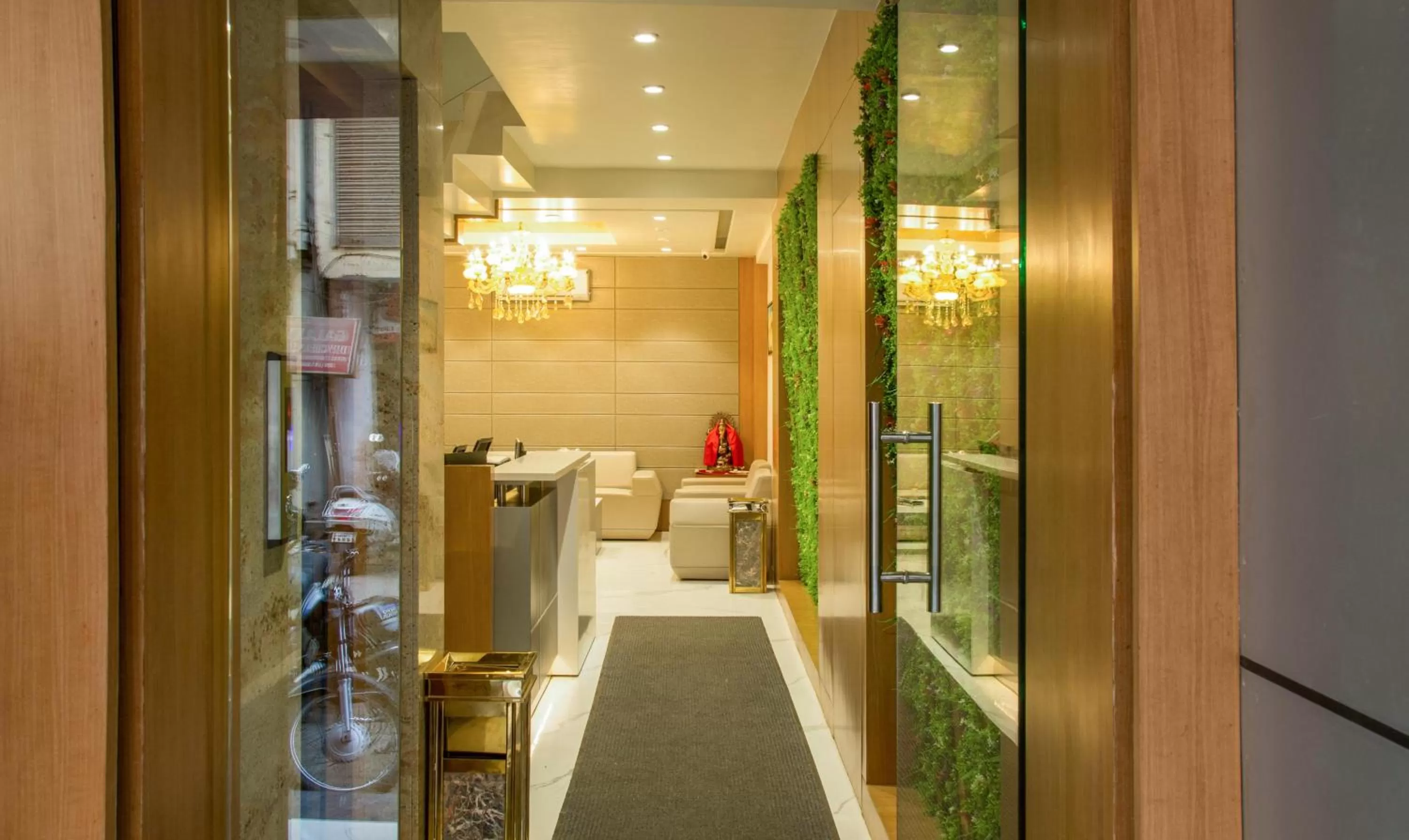 Lobby or reception in Hotel Reva Regency