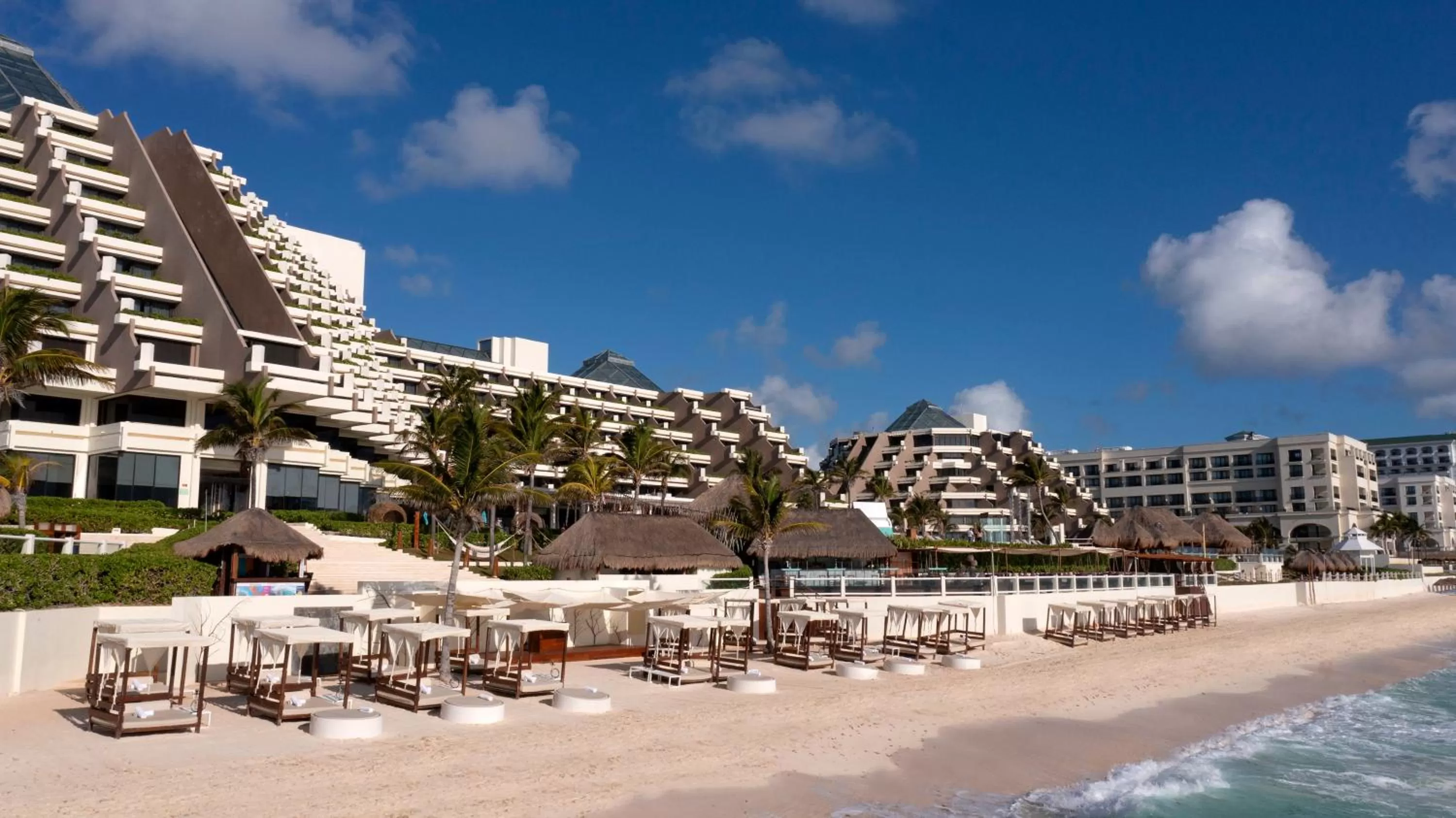 Beach in Paradisus Cancun All Inclusive - Grand Reopening coming soon
