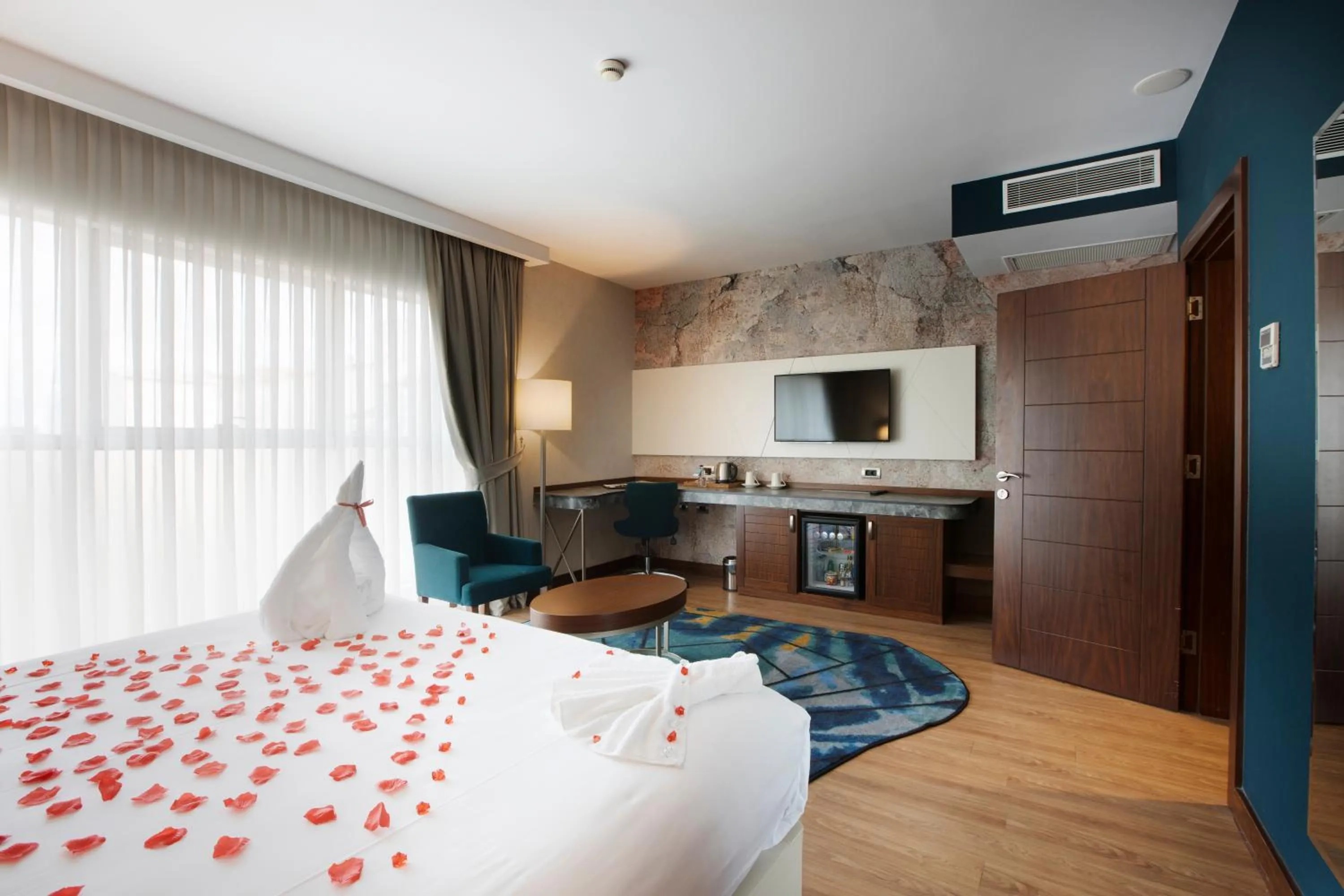 TV and multimedia, Bed in Mercure Istanbul Bakirkoy