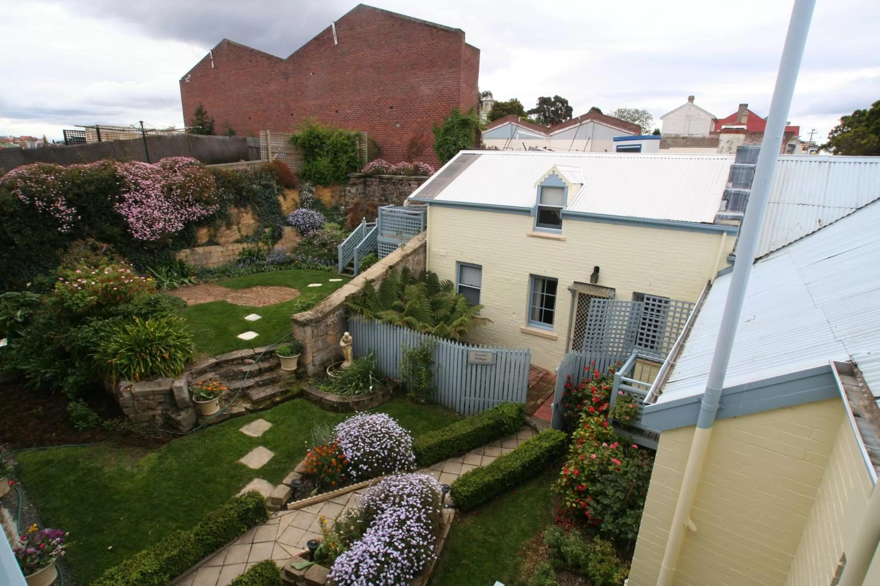 Garden in The Lodge on Elizabeth