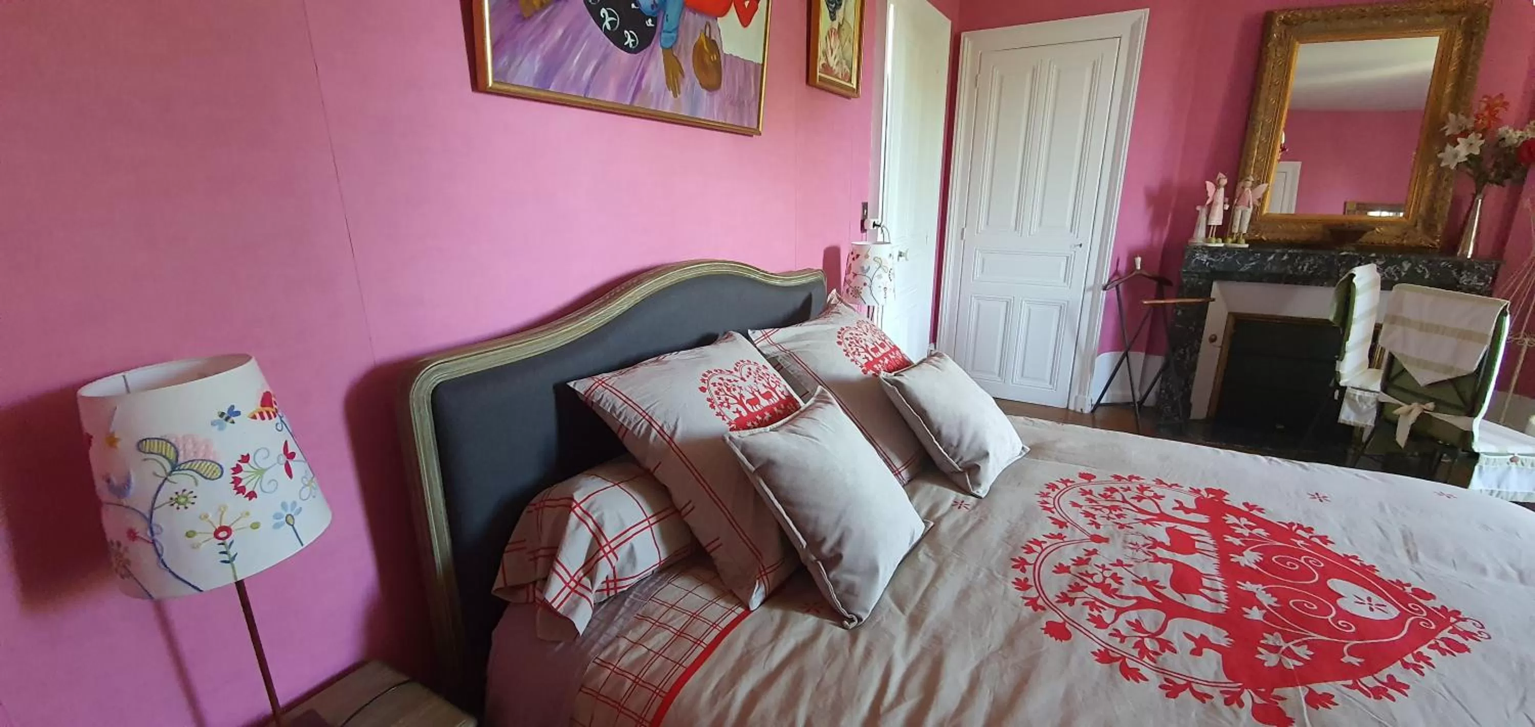 Bed in Villa Primerose