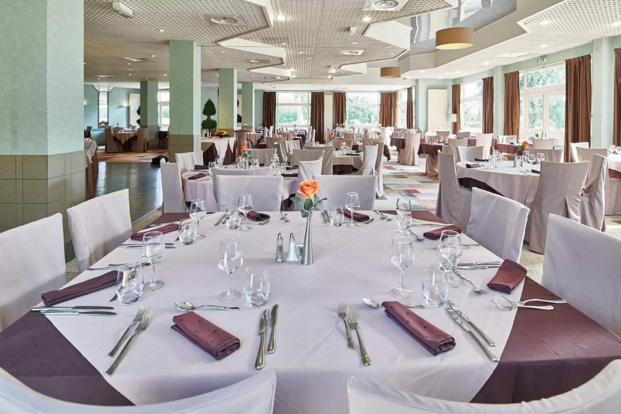 Restaurant/places to eat in Hotel *** & Spa Vacances Bleues Villa Marlioz