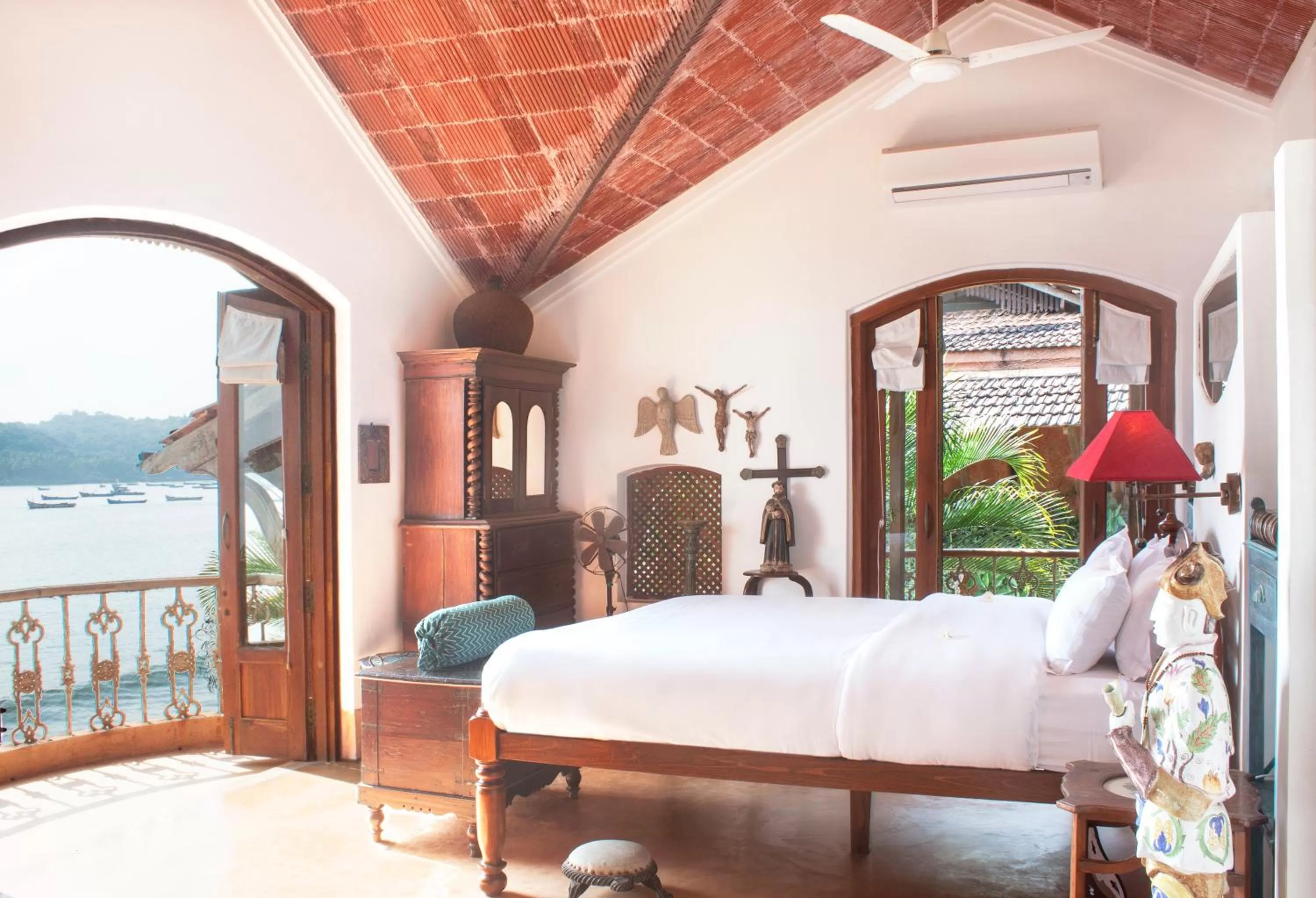 Photo of the whole room in Ahilya By The Sea