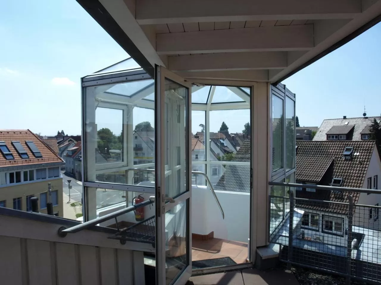 Decorative detail in Airport Hotel Filder Post