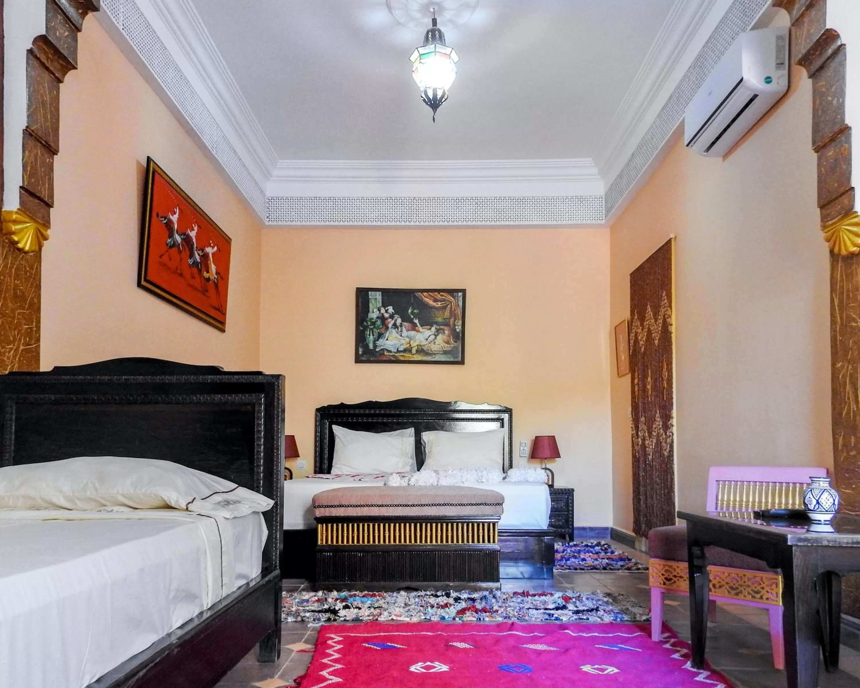 Bed in Le Bleu House