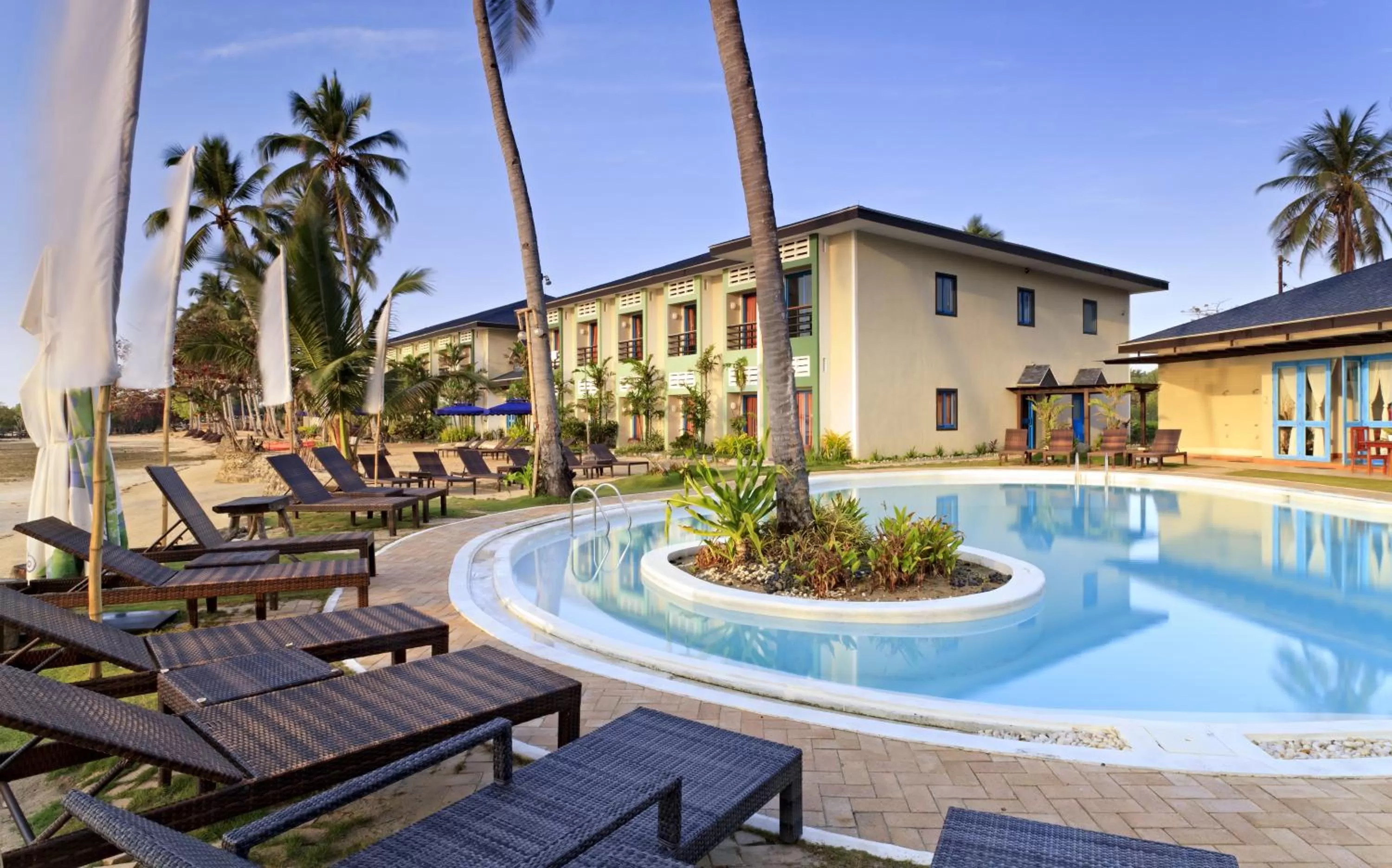 Swimming pool in Microtel by Wyndham Puerto Princesa