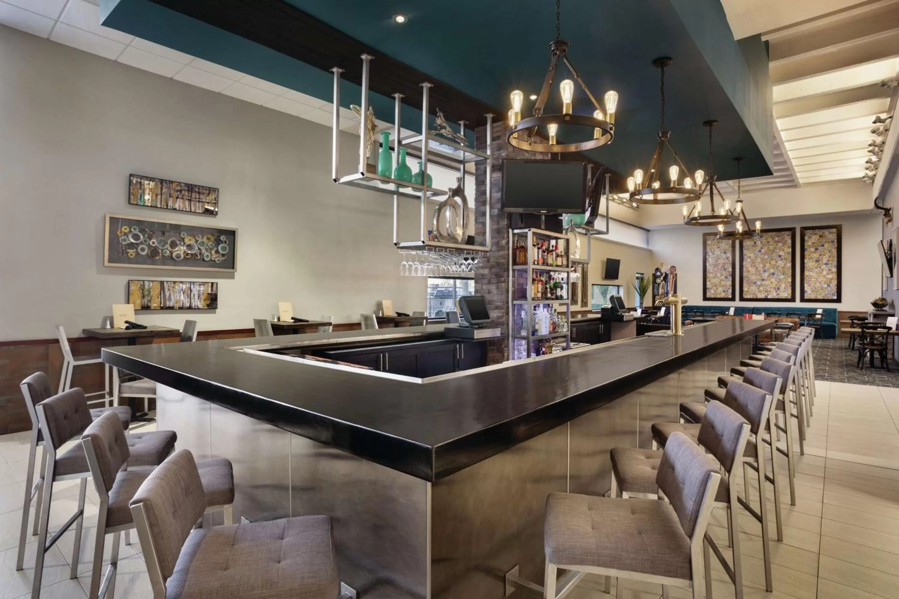 Lounge or bar in DoubleTree by Hilton Hotel Albuquerque