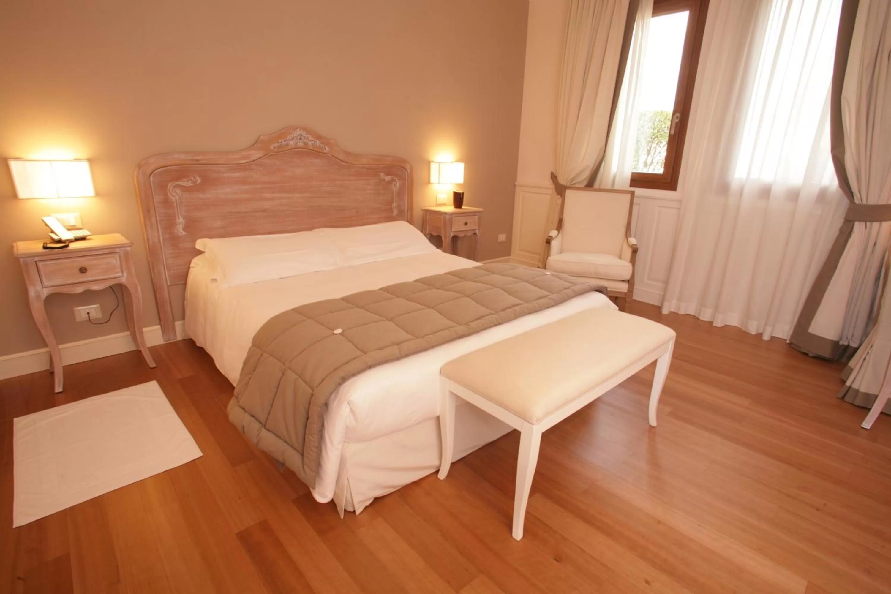 Bedroom, Bed in Hotel Antico Mulino