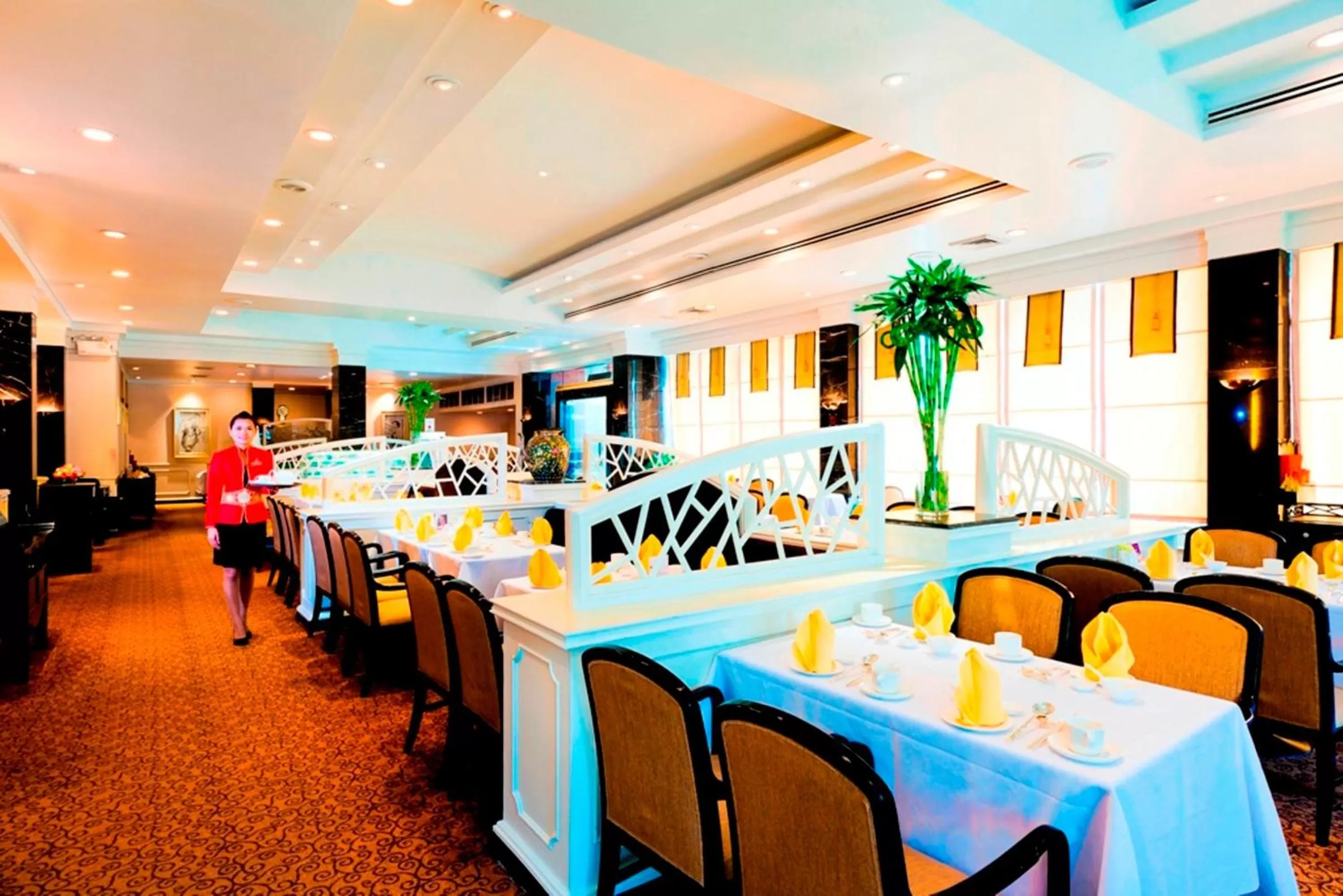 Restaurant/places to eat in Royal Princess Larn Luang - SHA Extra Plus