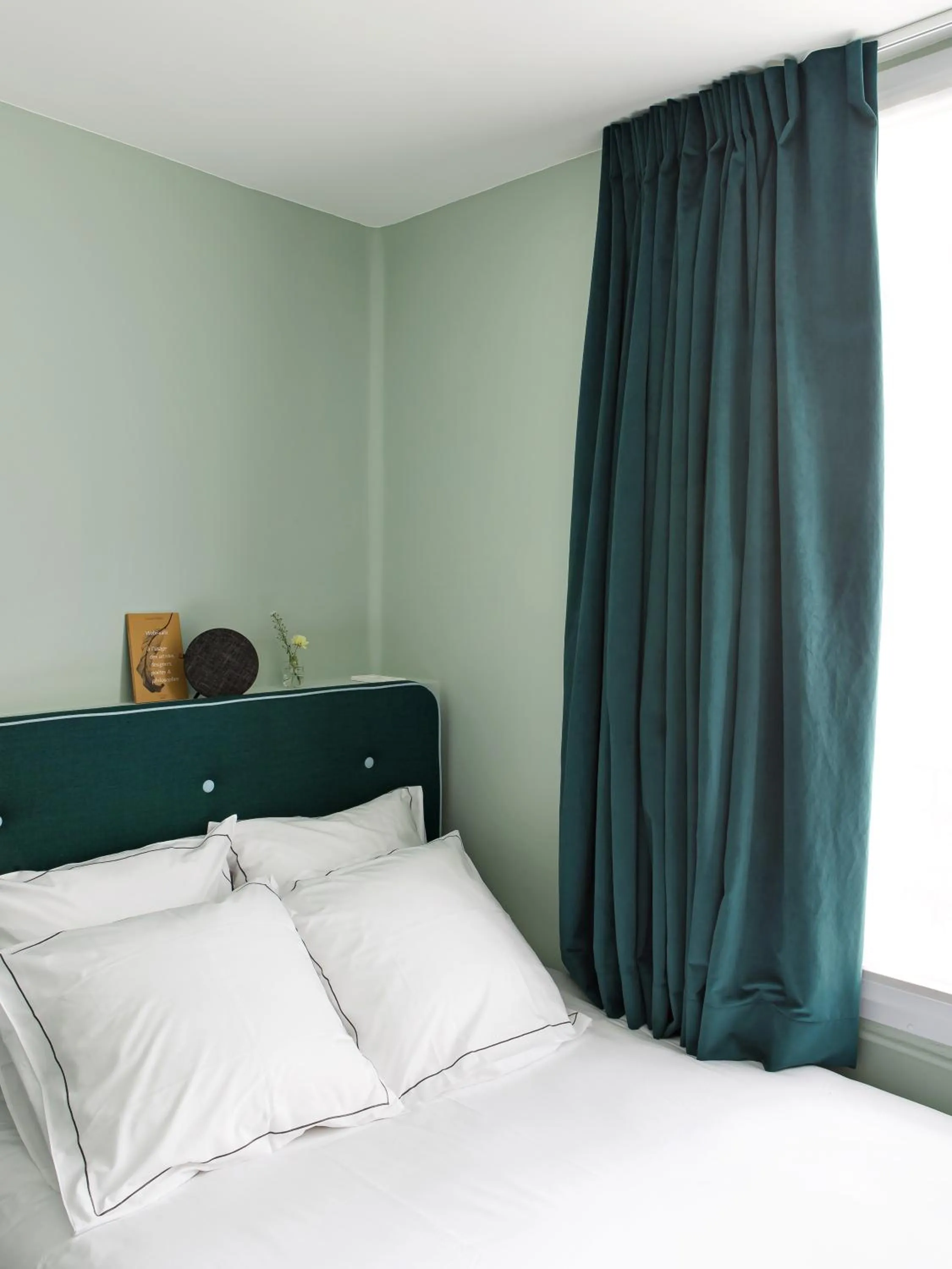 Bed in Hôtel AMI - Orso Hotels