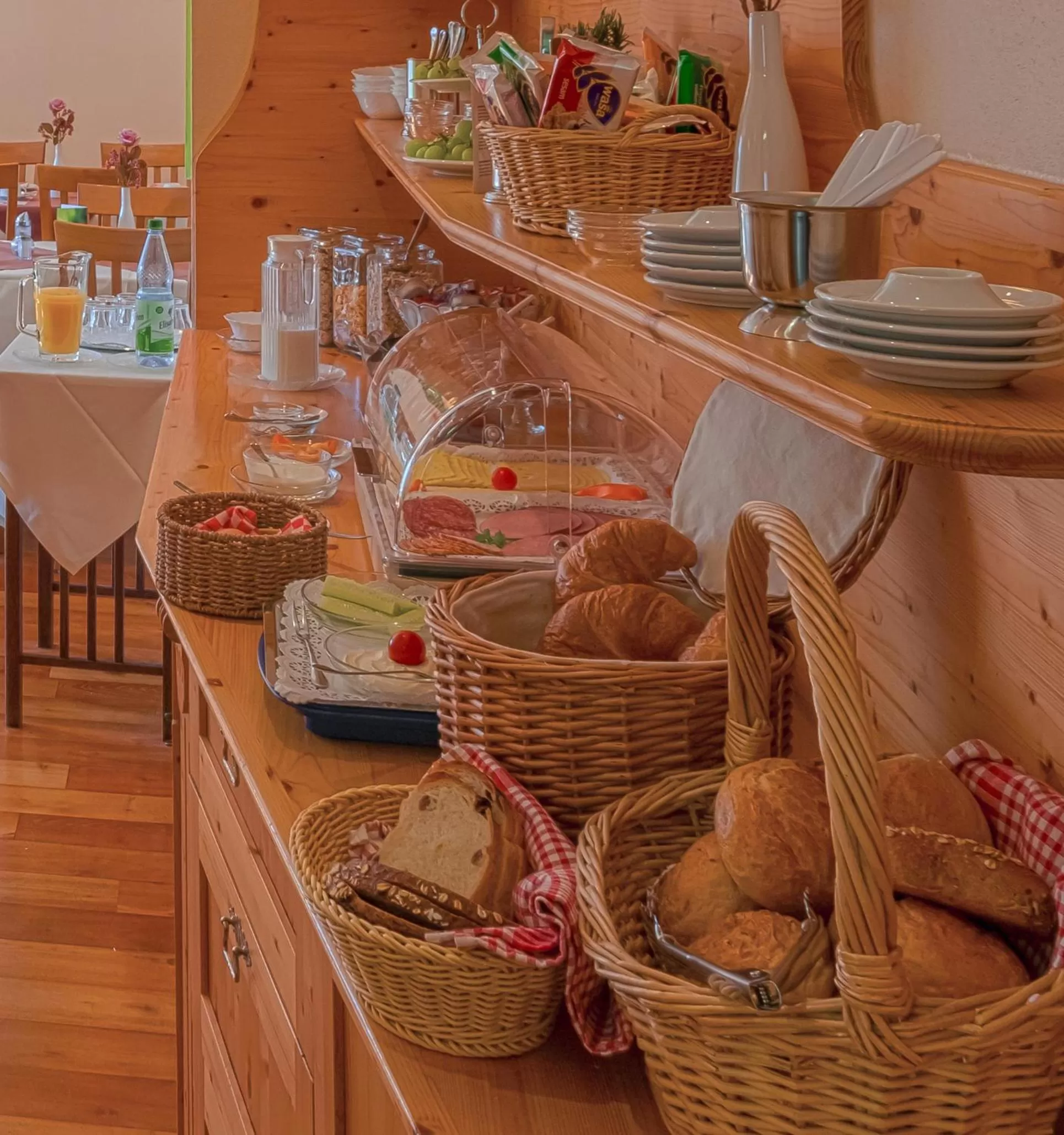 Breakfast in Hotel Bett & Frühstück