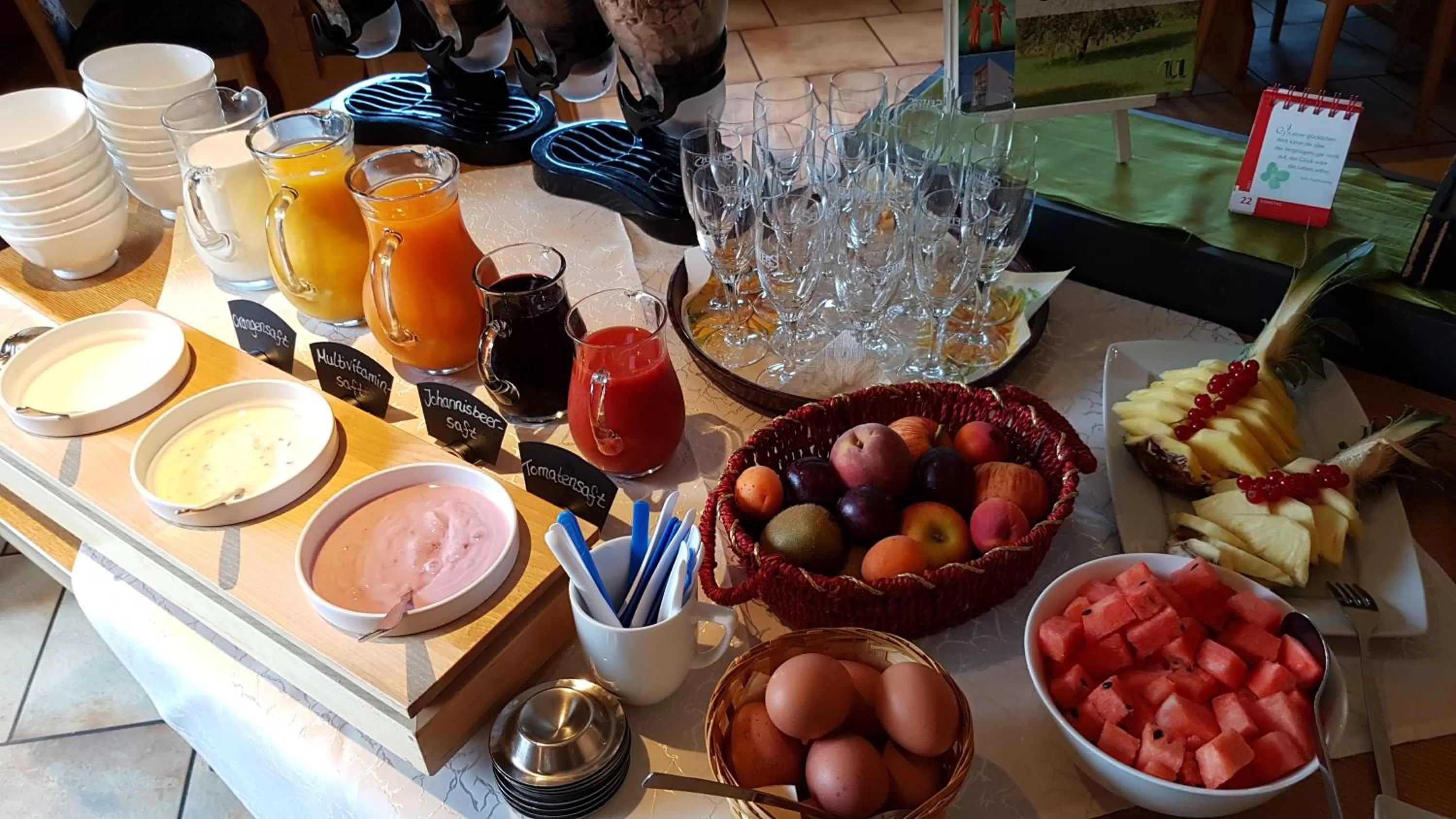 Breakfast in Hotel Grüner Baum mit Restaurant & Wellness