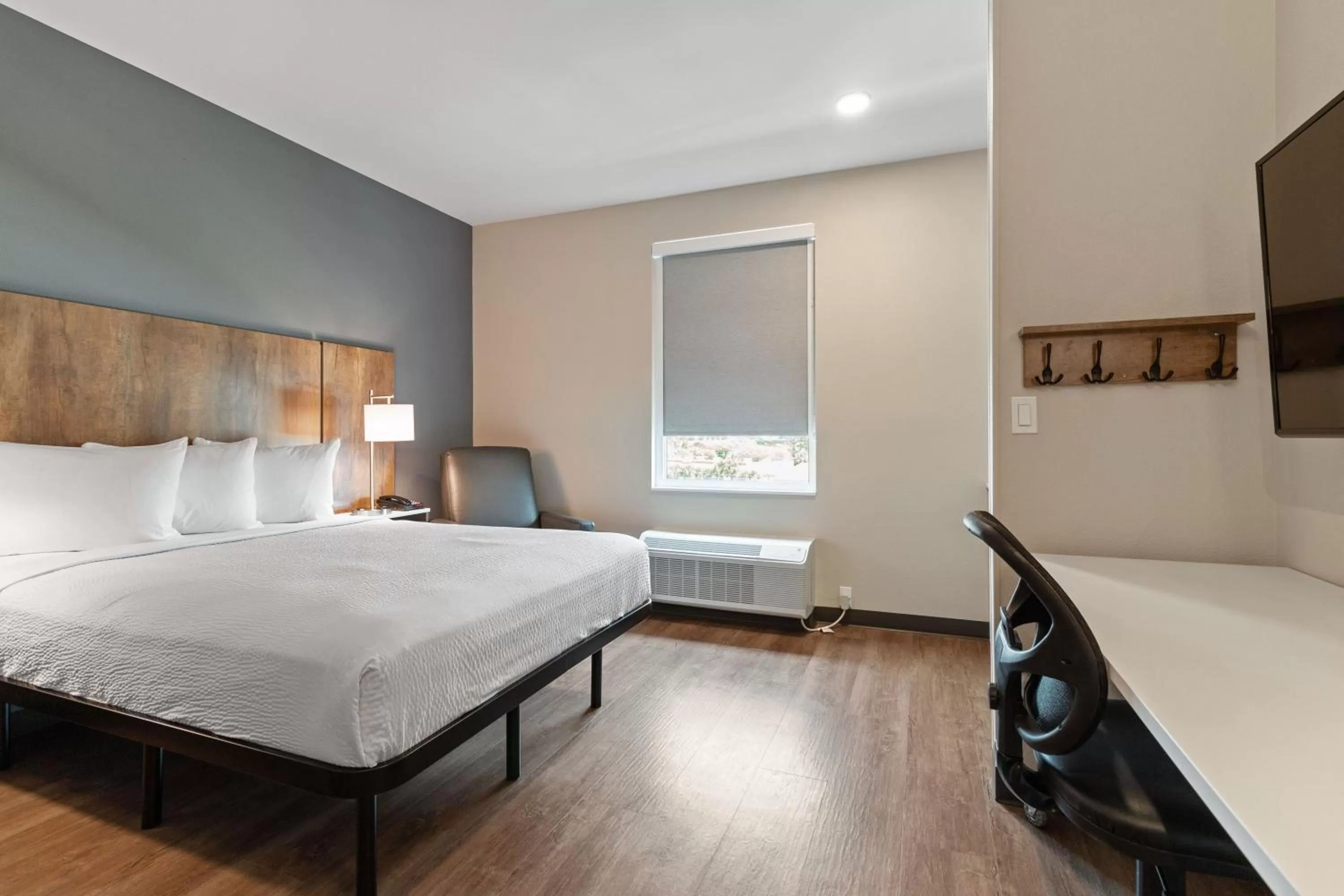 Bed in Extended Stay America Premier Suites - Port Charlotte - I-75