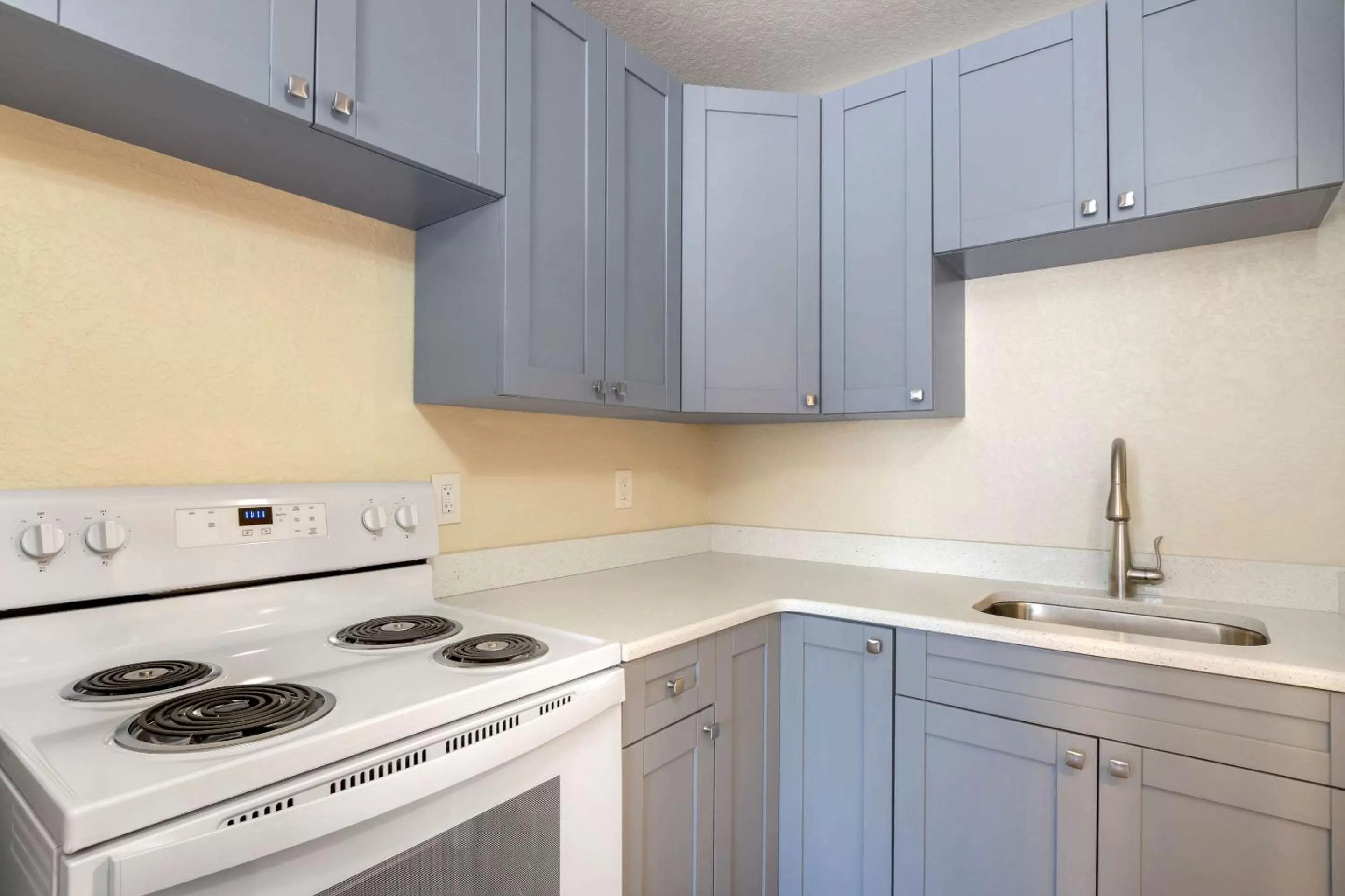 Photo of the whole room in Quality Inn Saint Petersburg North-Tampa Bay