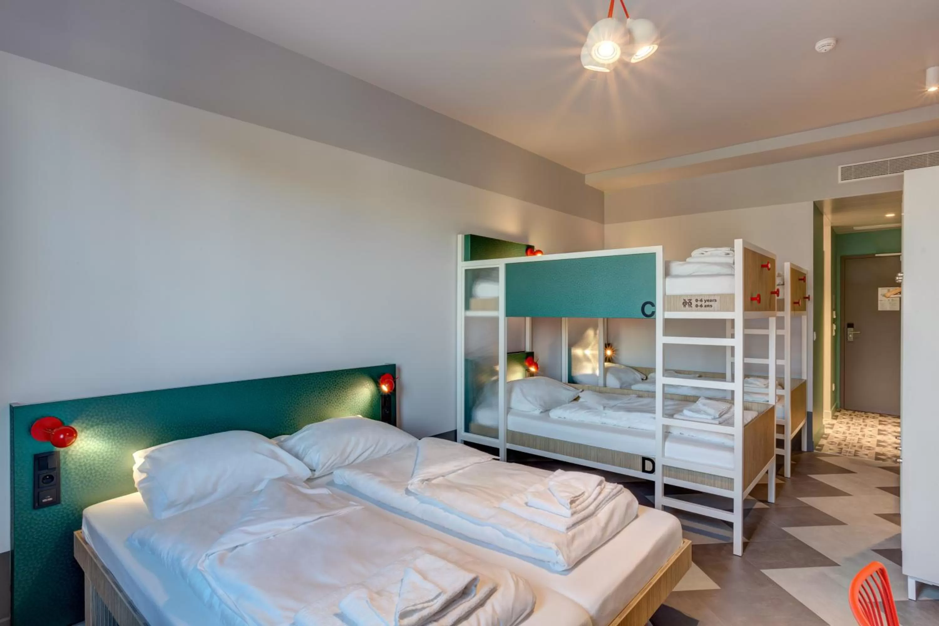 Photo of the whole room, Bed in MEININGER Hotel Paris Porte de Vincennes