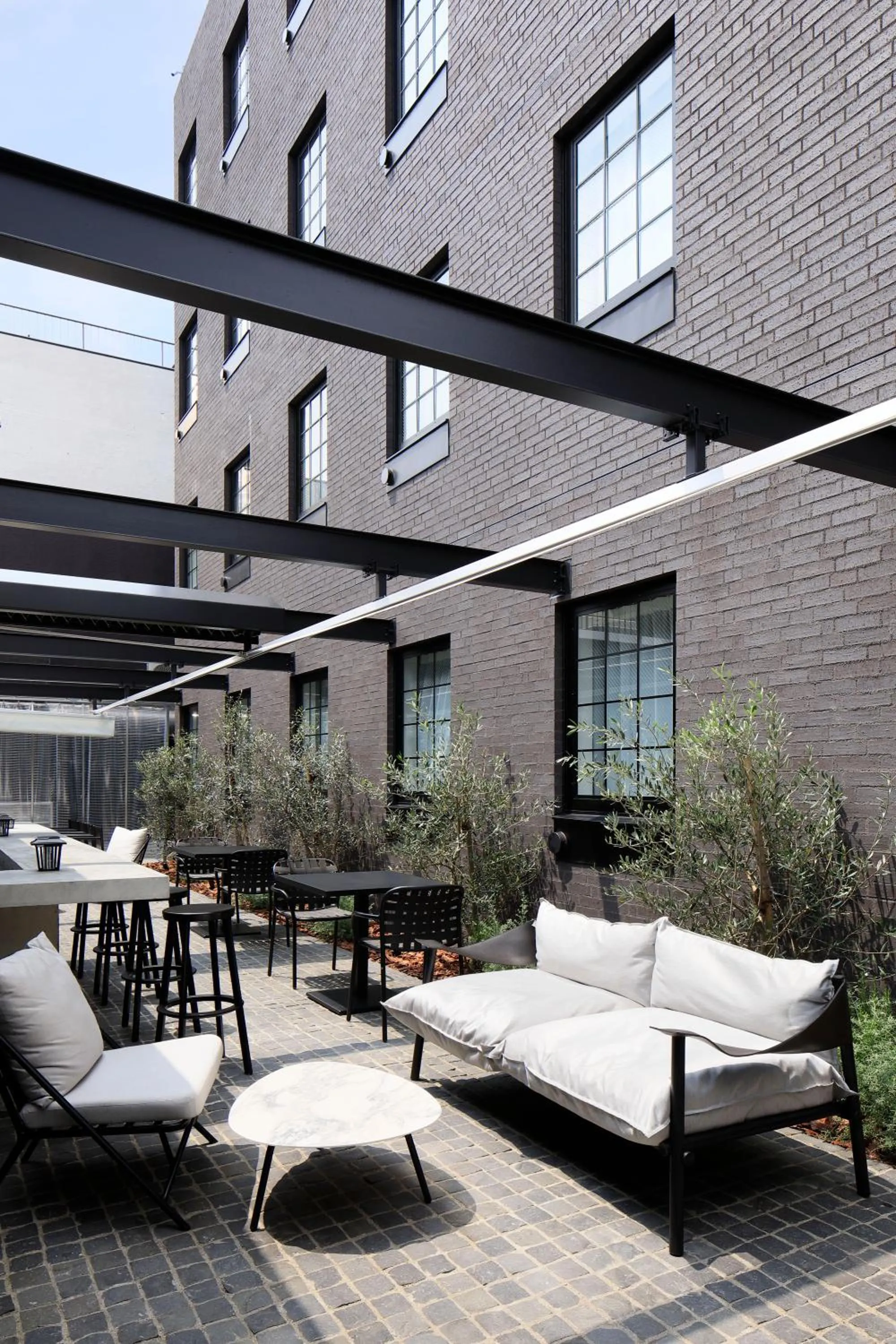 Property building in HOTEL CEN