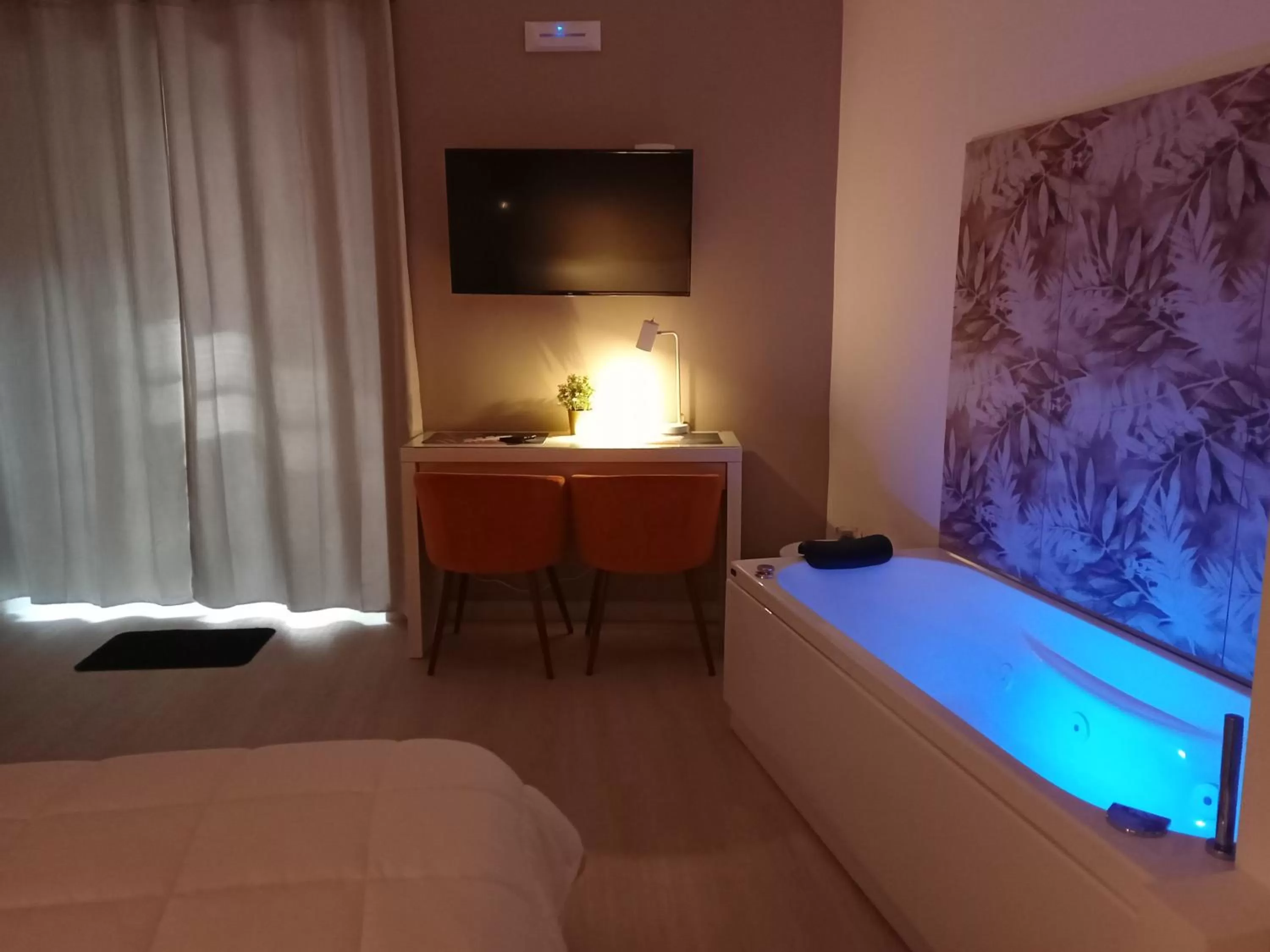 Bedroom, Bed in Narciso boutique apartment