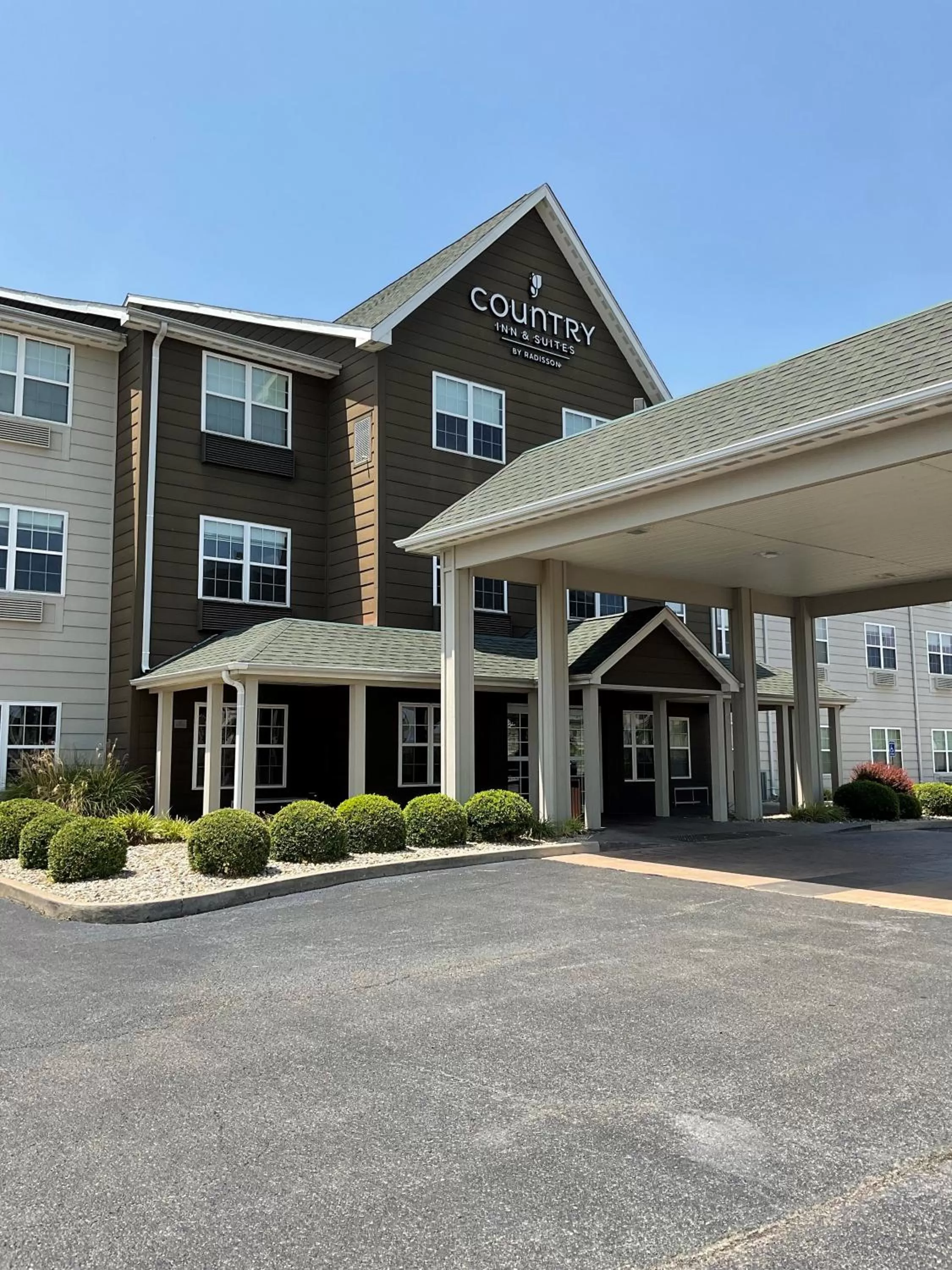 Country Inn & Suites by Radisson, Marion, IL