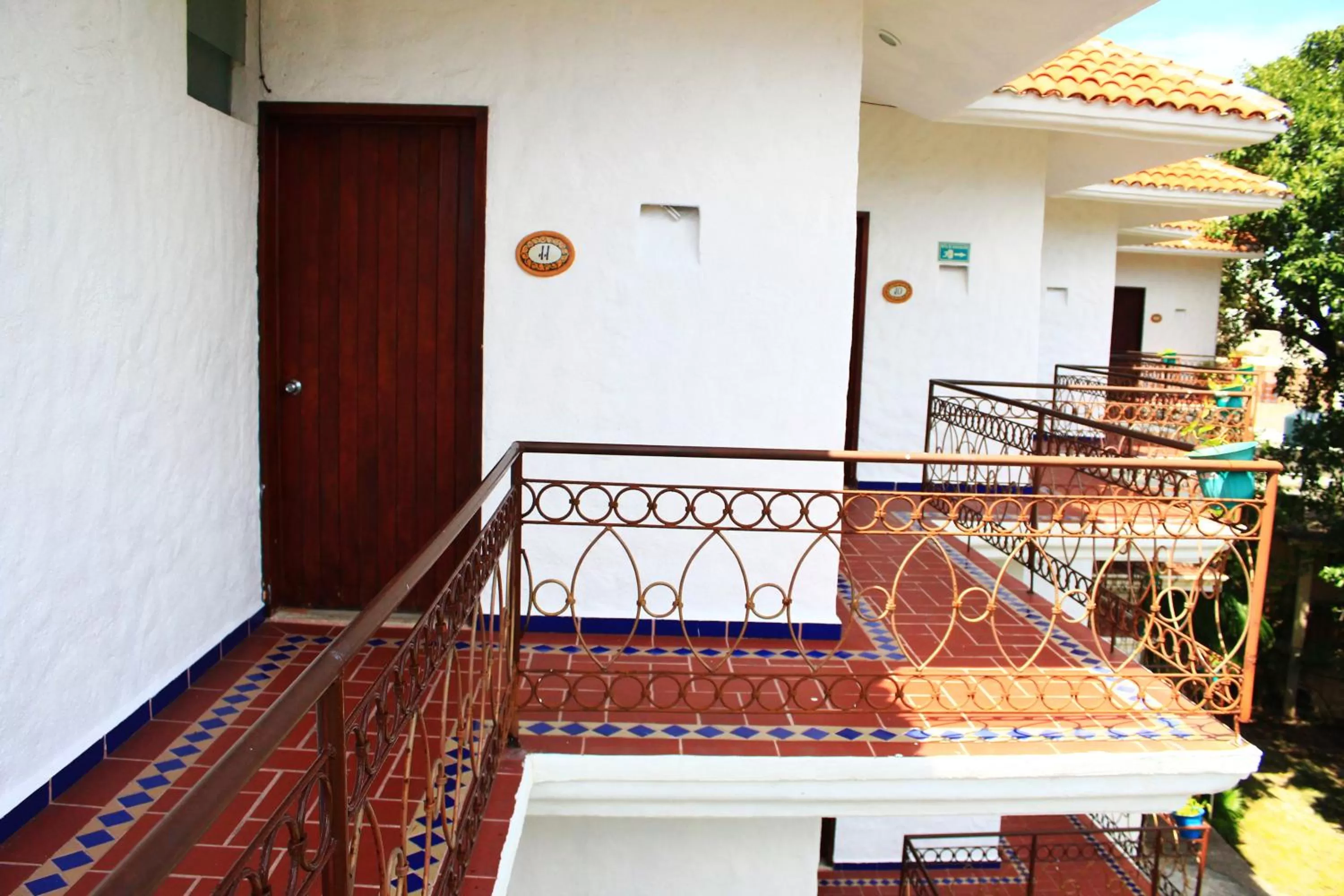 Property building in "5TH AVENUE" Beach Balance, "1 block to the beach" "by BFH"