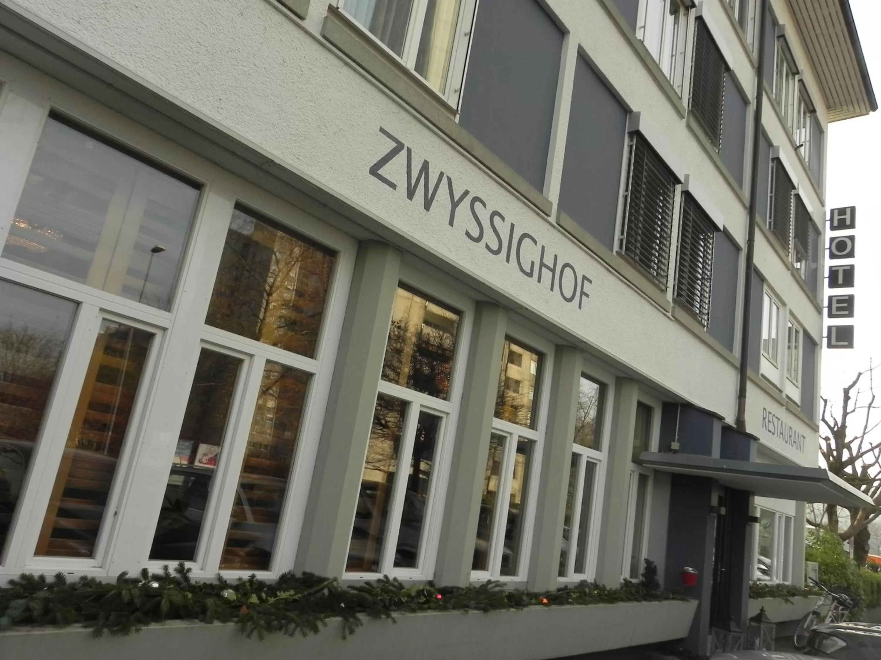 Facade/entrance in Zys Hotel