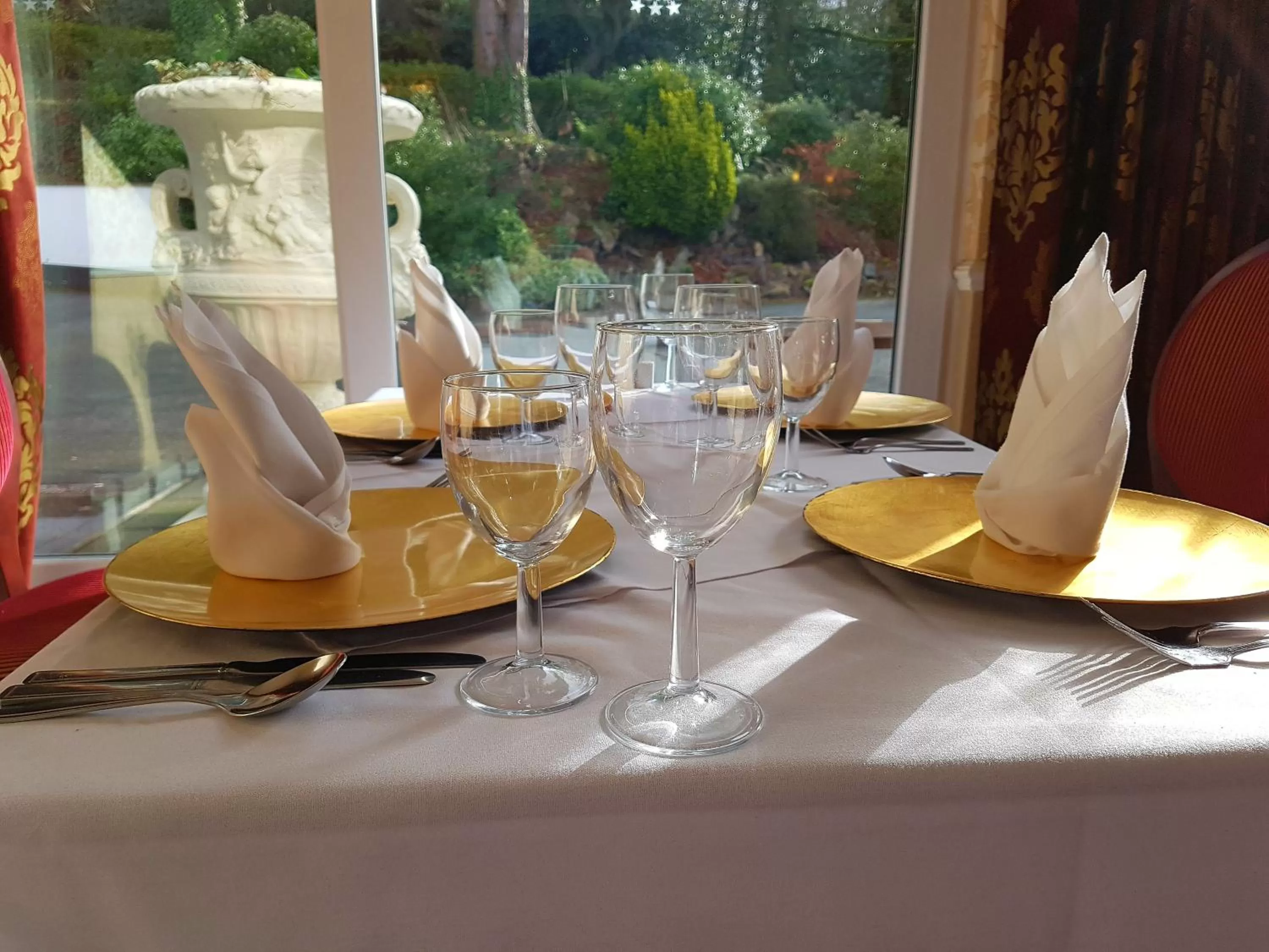 Restaurant/places to eat in Buckatree Hall Hotel