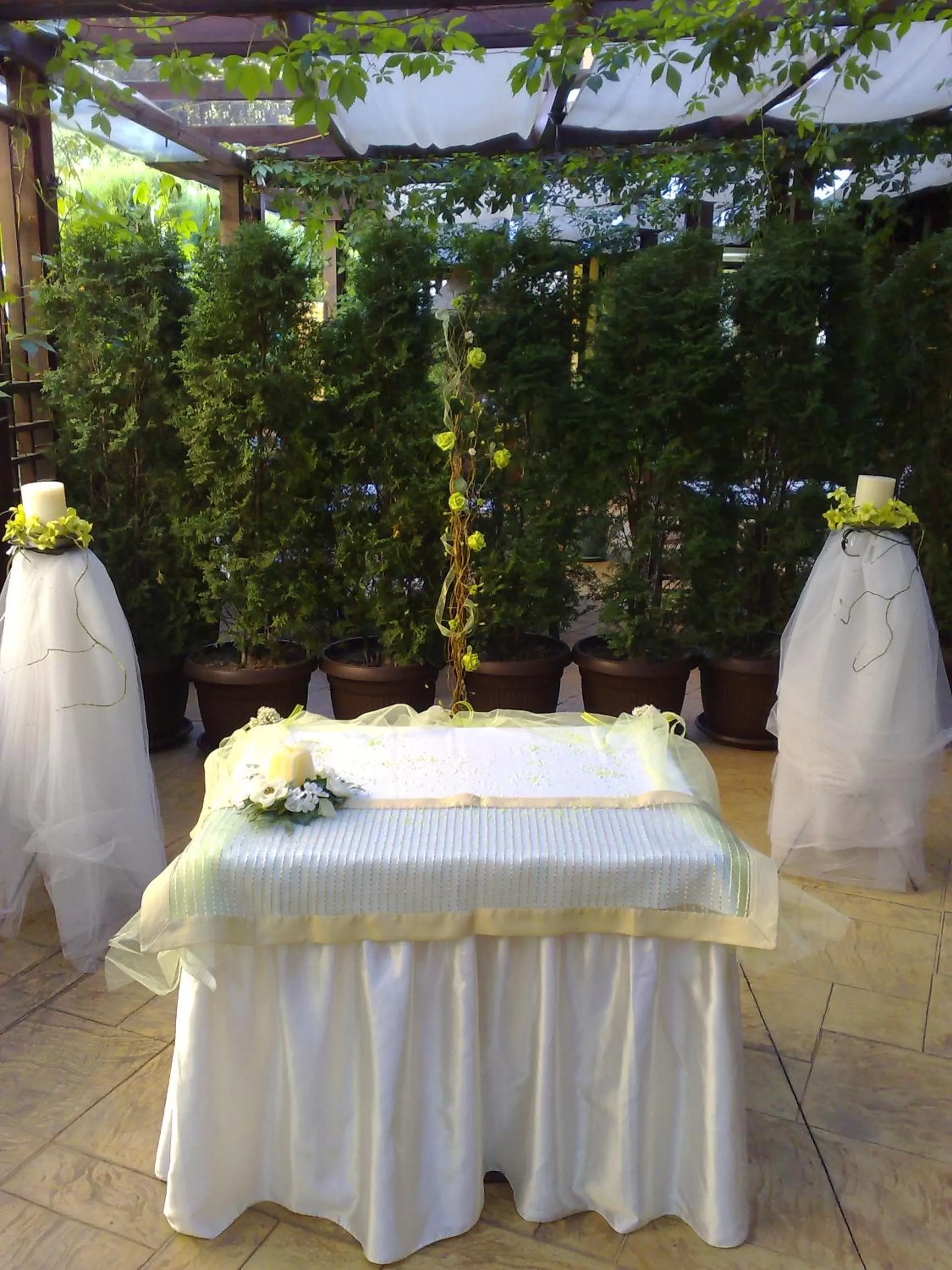 Restaurant/places to eat in Gardenia Park Hotel