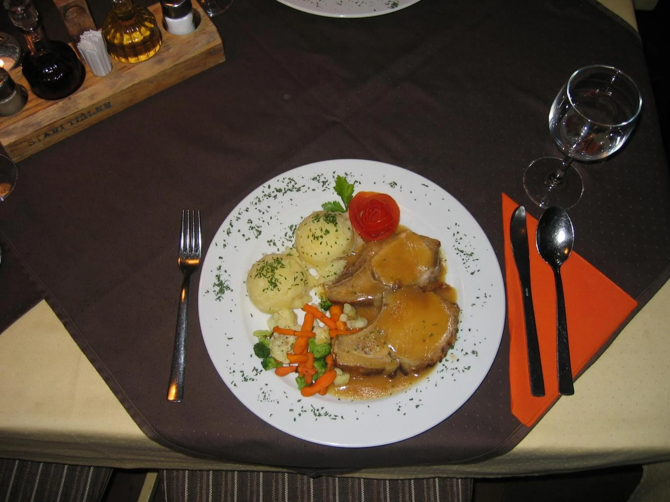 Restaurant/places to eat in Guesthouse Stari Tišler