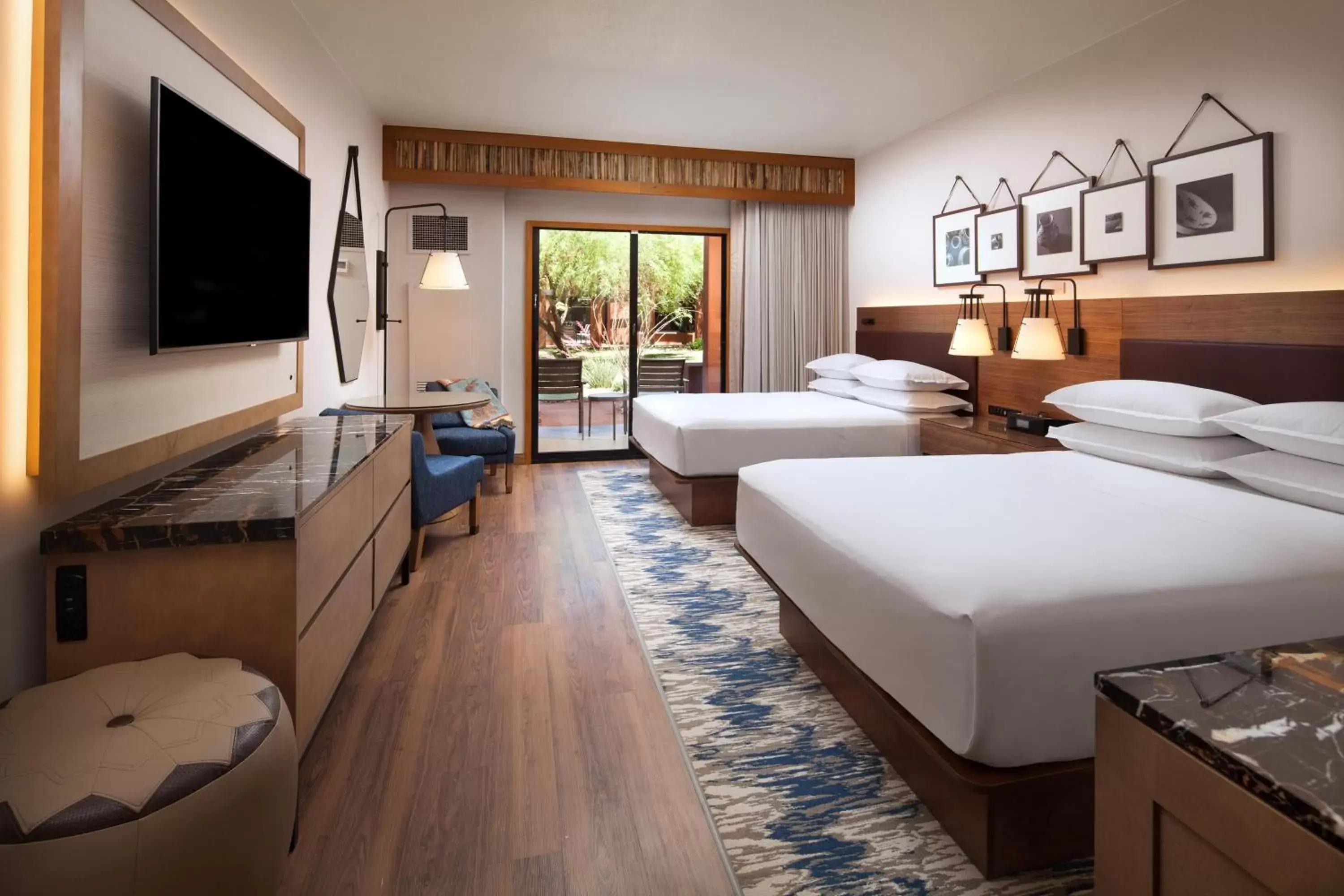 Deluxe Double Room in Sheraton Grand at Wild Horse Pass Deluxe Double Room in Sheraton Grand at Wild Horse Pass