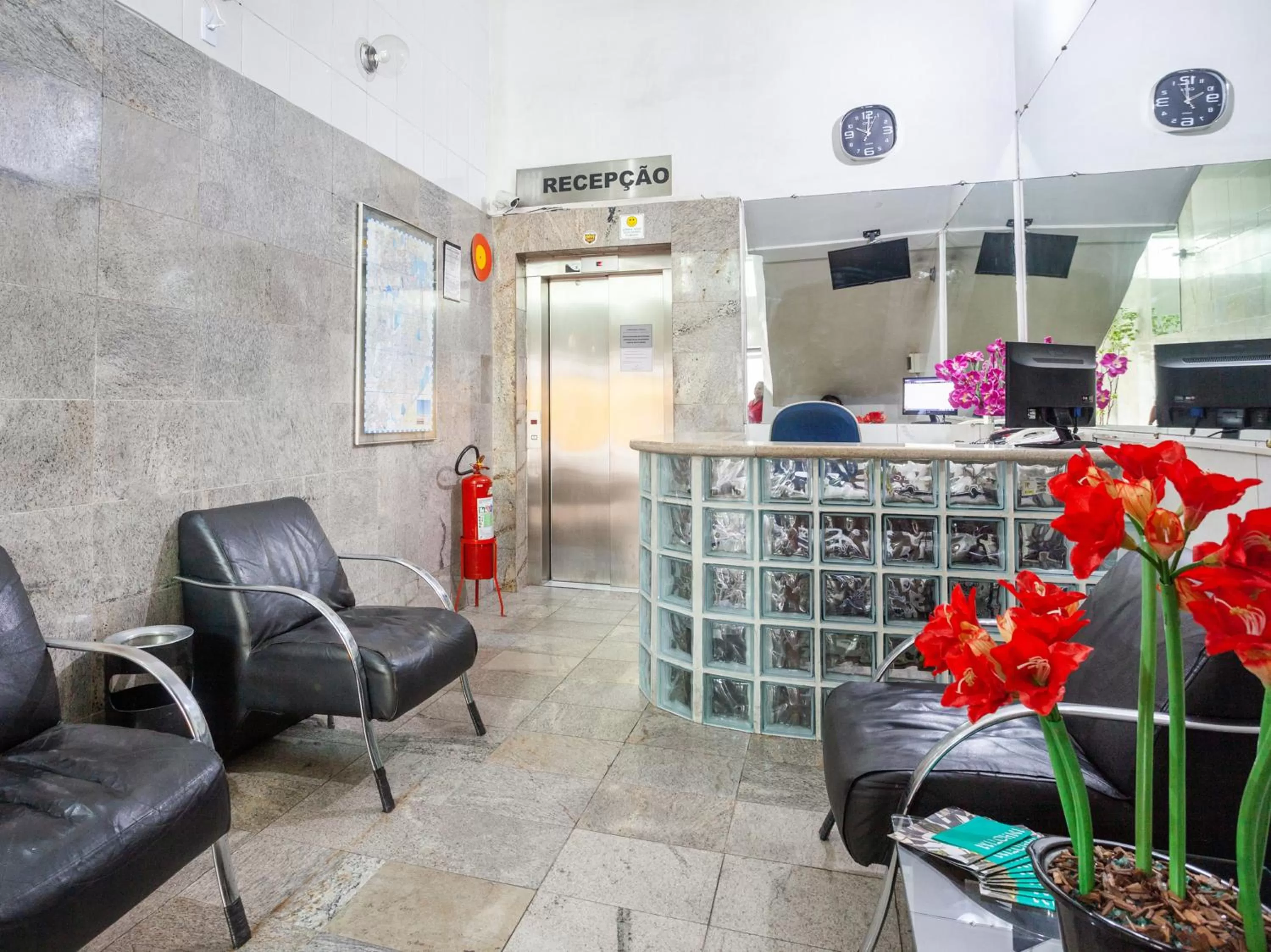 Lobby or reception, Lobby/Reception in Hotel Economy 888 - By UP Hotel - Próximo a Praça da Estação e Rodoviária