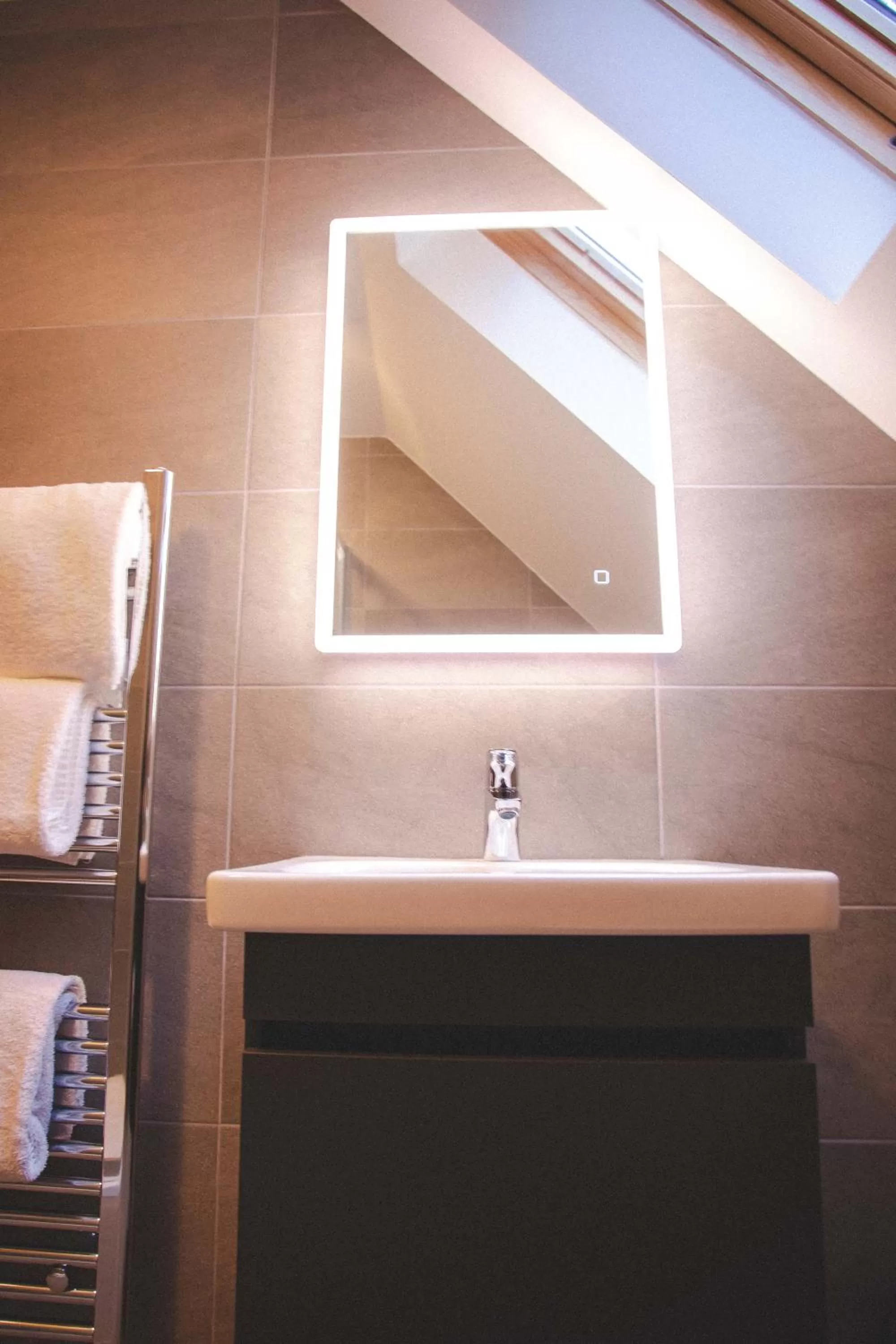 Bathroom in Meldrum House Hotel Golf And Country Estate