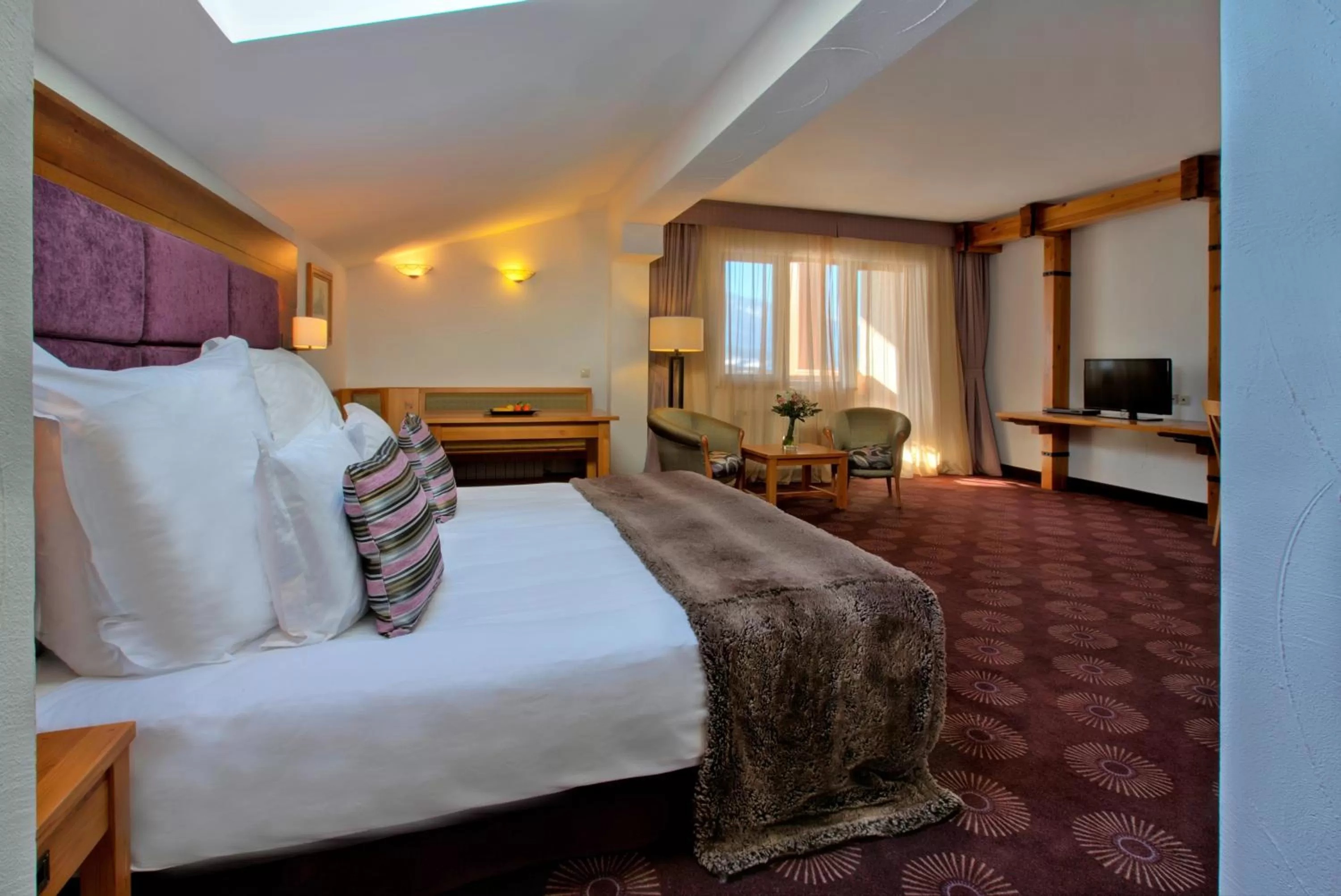 Bedroom, Bed in Kempinski Hotel Grand Arena Bansko