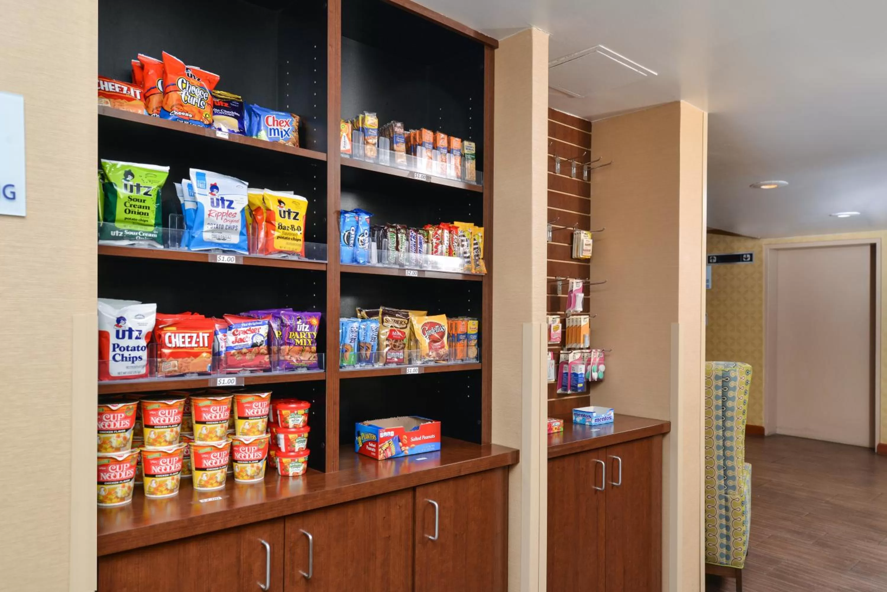 Lobby or reception in Holiday Inn Express Hunt Valley by IHG