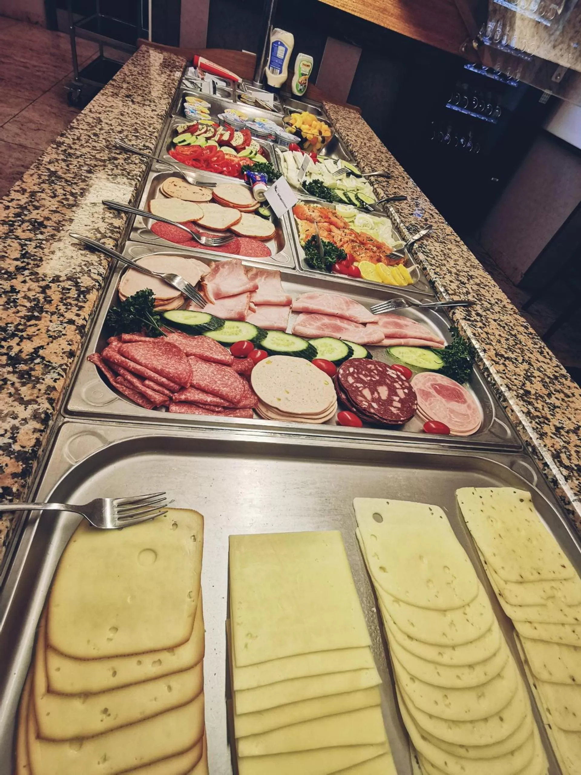 Food and drinks in Hotel Fortune