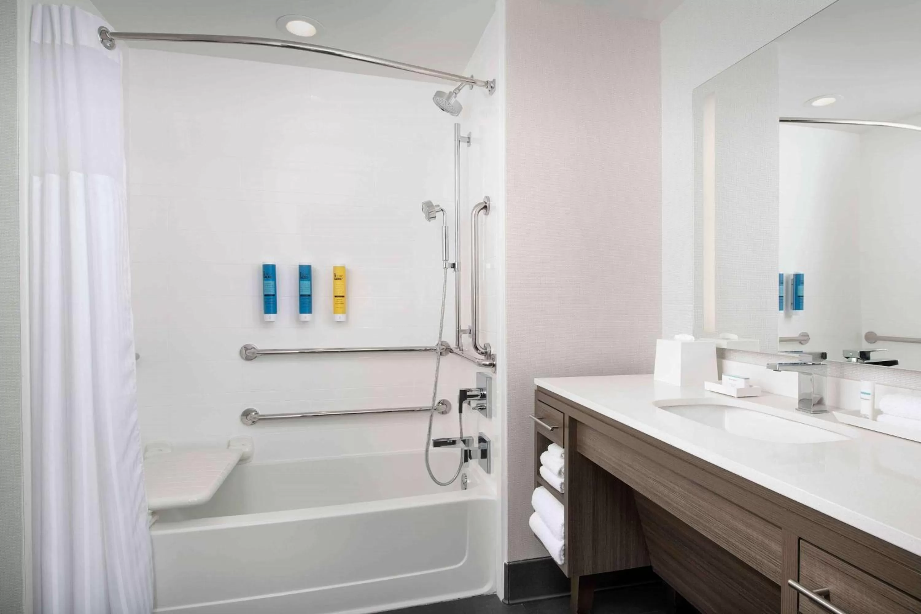 Bathroom in Tru By Hilton Nashville Downtown Convention Center