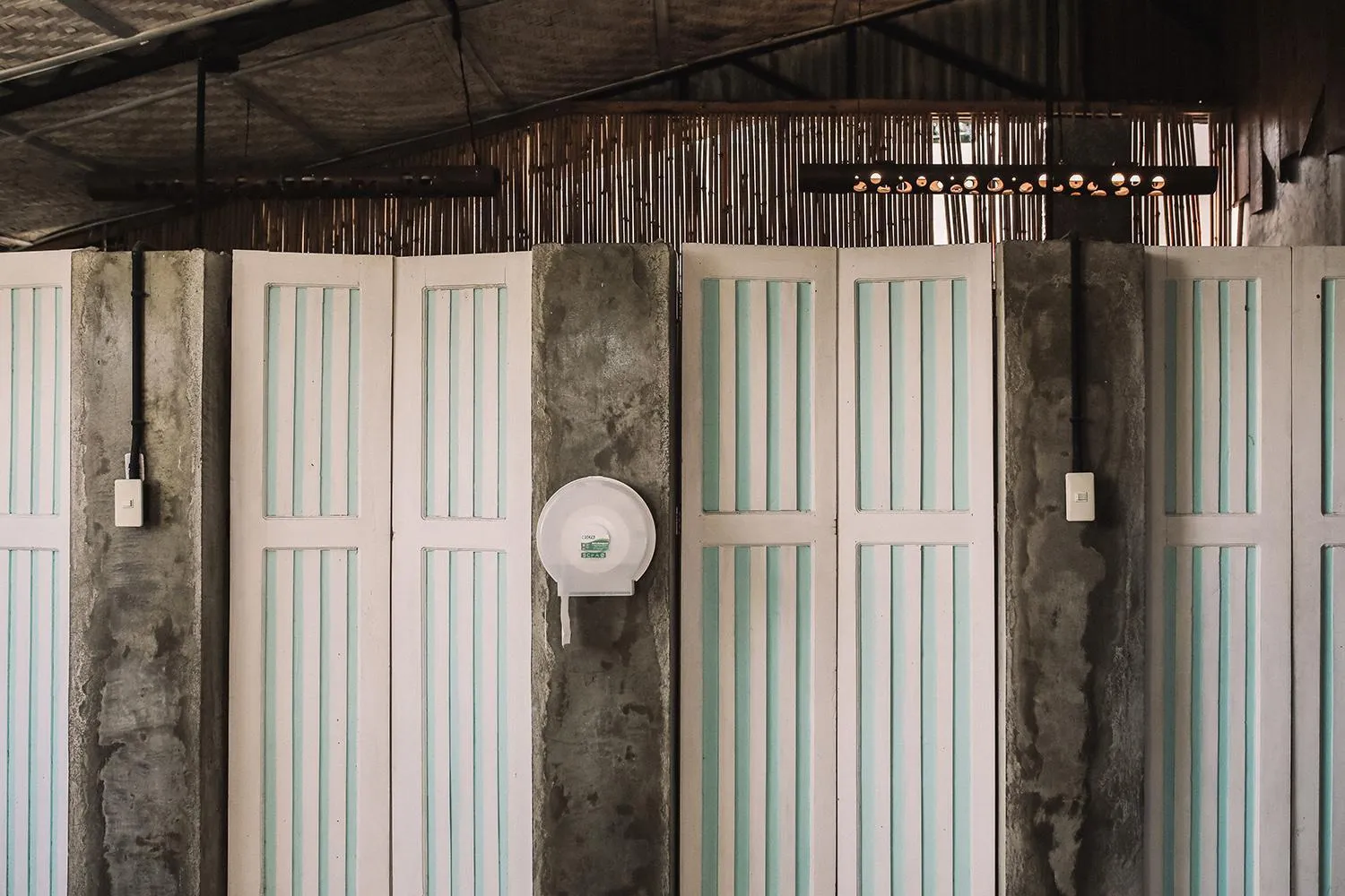 Bathroom in The Flying Fish Hostel