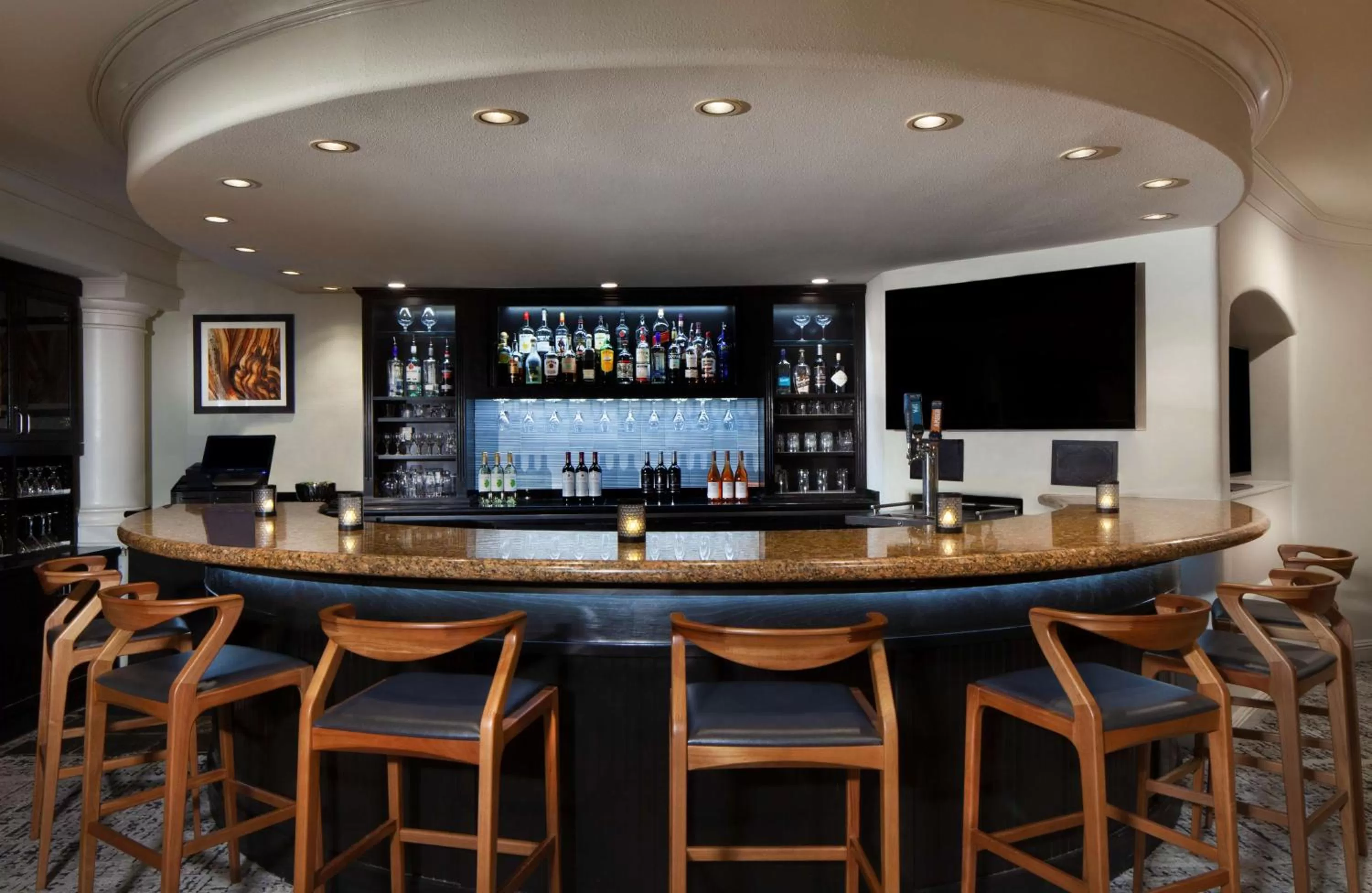 Lounge or bar in Hilton Santa Cruz Scotts Valley