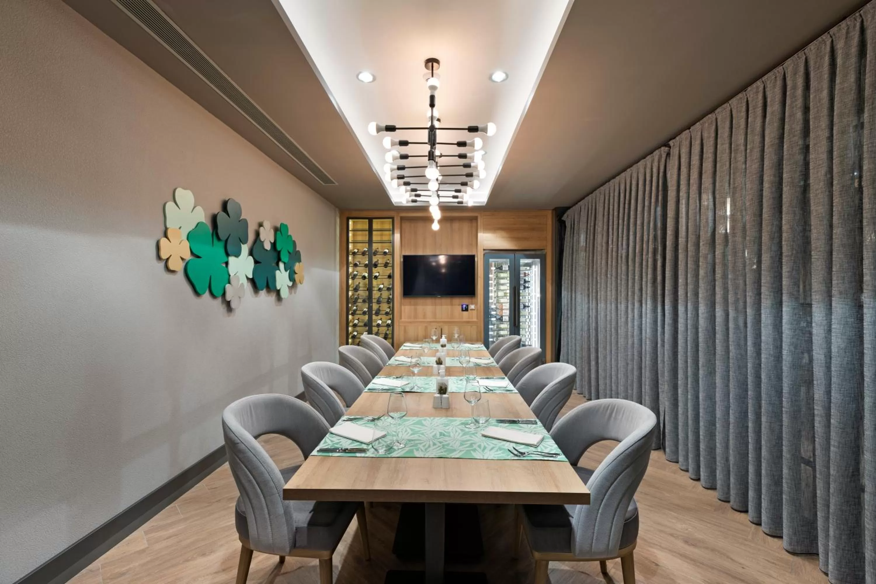 Restaurant/places to eat in Limak Skopje Luxury Hotel